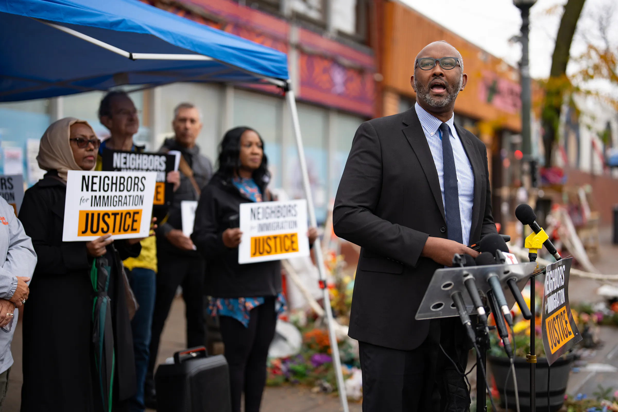 GOP ads put Somali Minnesotans at the center of closing campaign fight