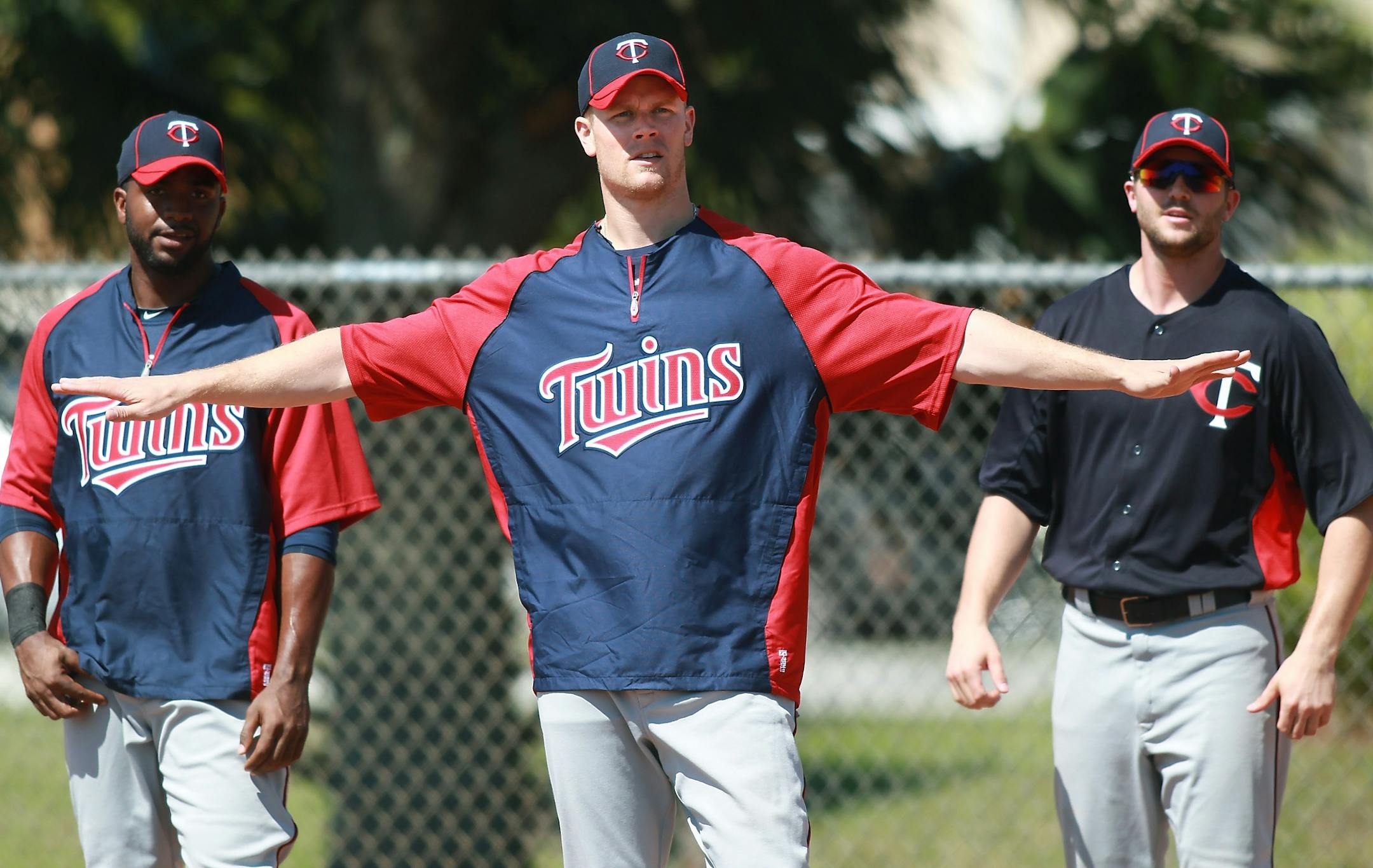 Twins first baseman Justin Morneau did infield during drills Friday.