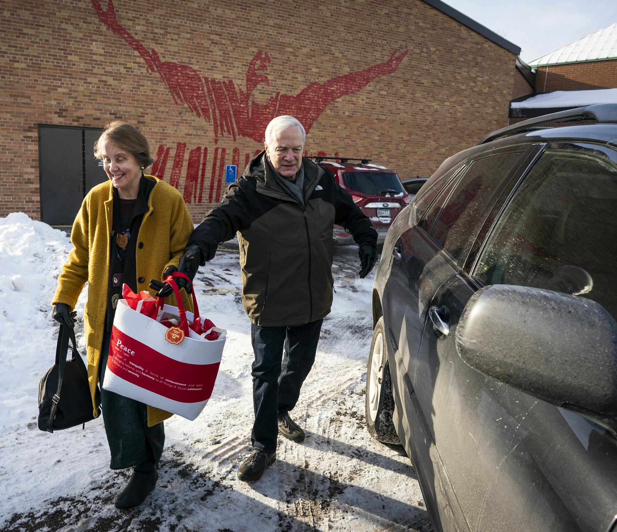 Keith Kupcho dropped his wife off before trying to find a parking spot before mass. ] LEILA NAVIDI • leila.navidi@startribune.com BACKGROUND INFORMATION: Lisa and Keith Kupcho of Chanhassen drive to St. Joan of Arc Church in Minneapolis for mass on Sunday, December 15, 2019.