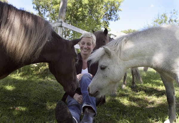 In 2006, Eleanor Mondale said she was enjoying life on her Prior Lake farm, after beating brain cancer in 2005.