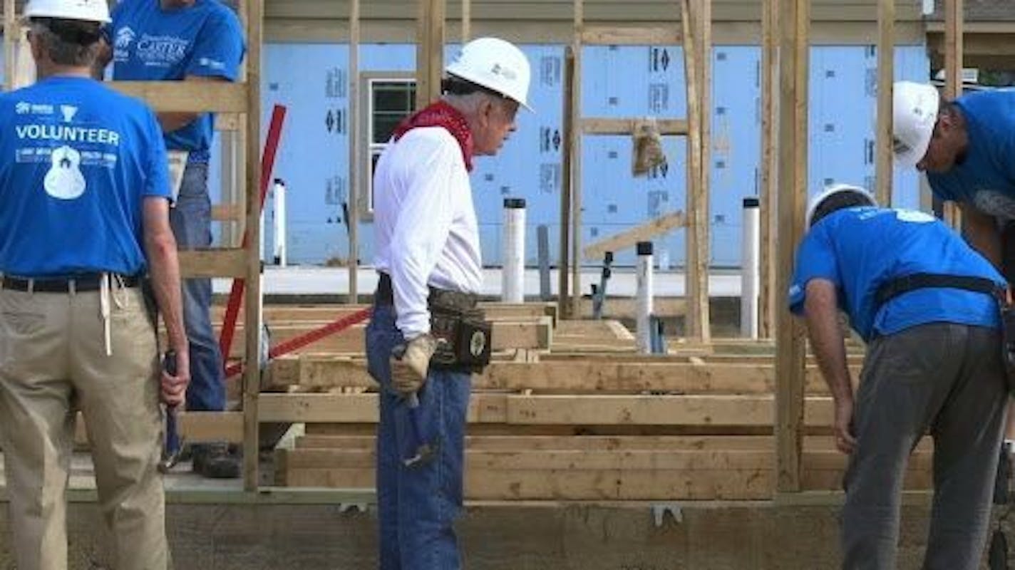 Former U.S. President Jimmy Carter helps build a home in Memphis, Tenn., for Habitat for Humanity on Mon., Aug. 22, 2016.