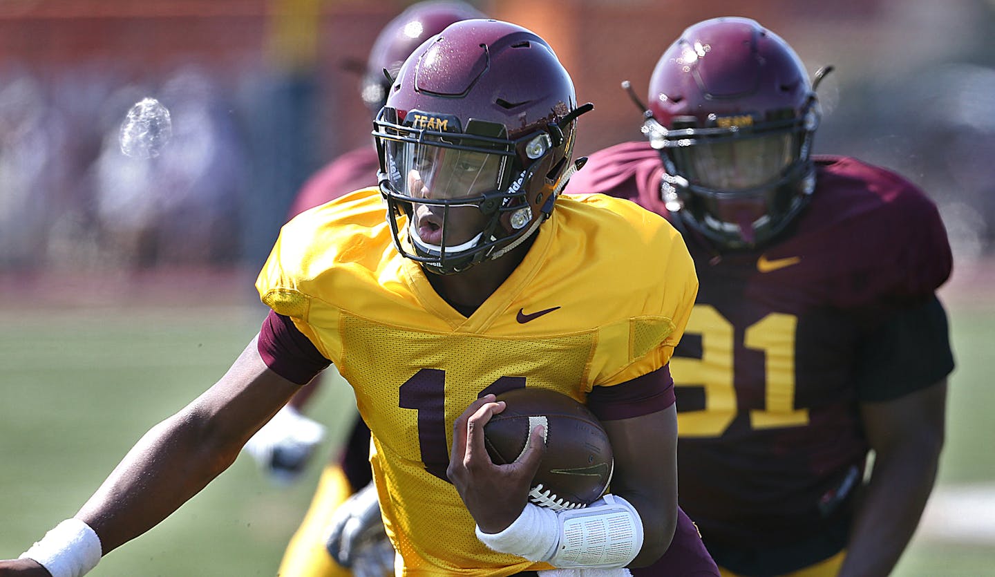 Quarterback Demry Croft ran with the ball. ] JIM GEHRZ &#xef; james.gehrz@startribune.com / St. Paul, MN / August 15, 2015 / 10:15 AM &#xf1; BACKGROUND INFORMATION: Gophers have a scrimmage open to the public and media on Saturday at Concordia College in St. Paul.