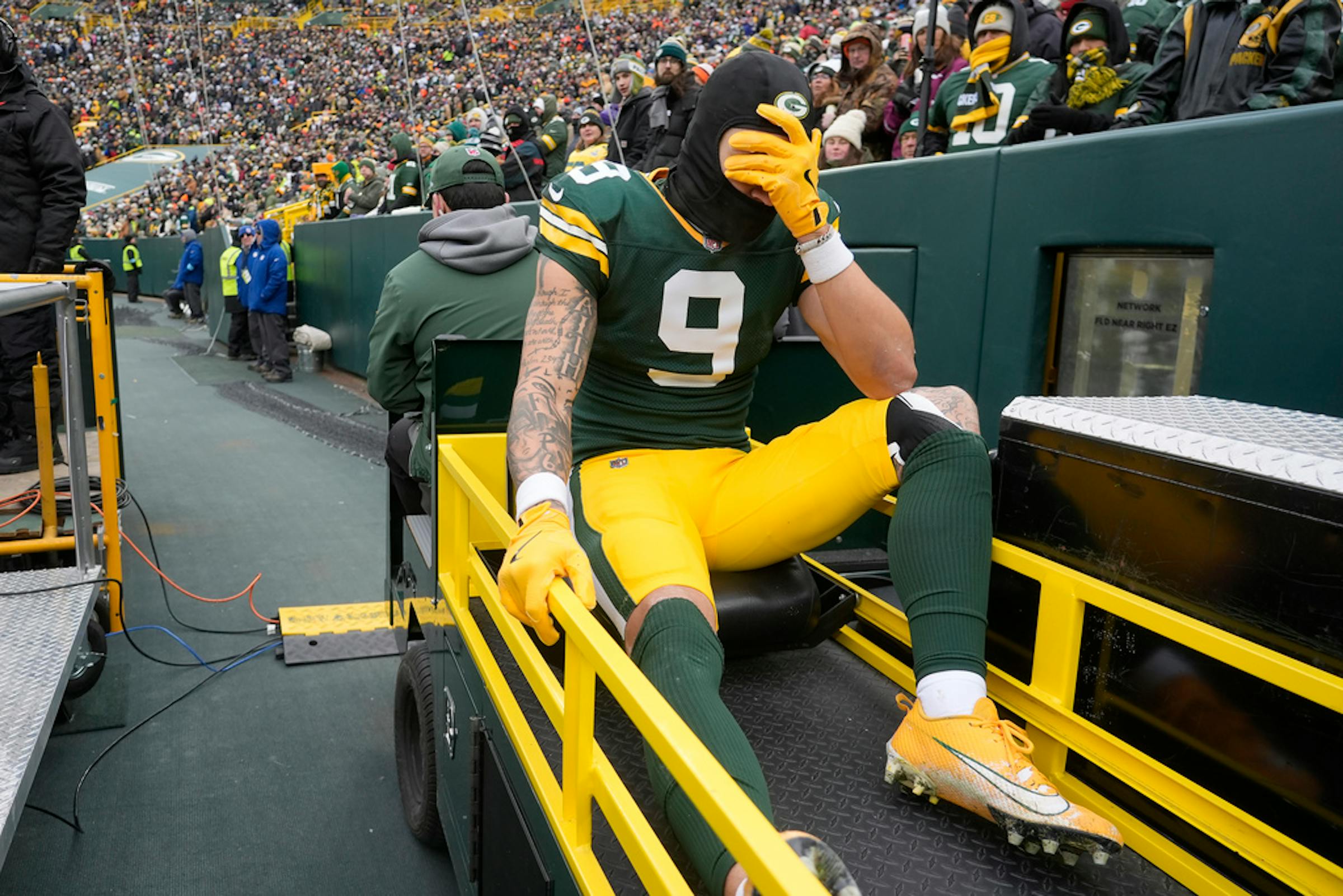 Bears rally for 24-22 win in Green Bay as Packers lose Love and Watson to injuries