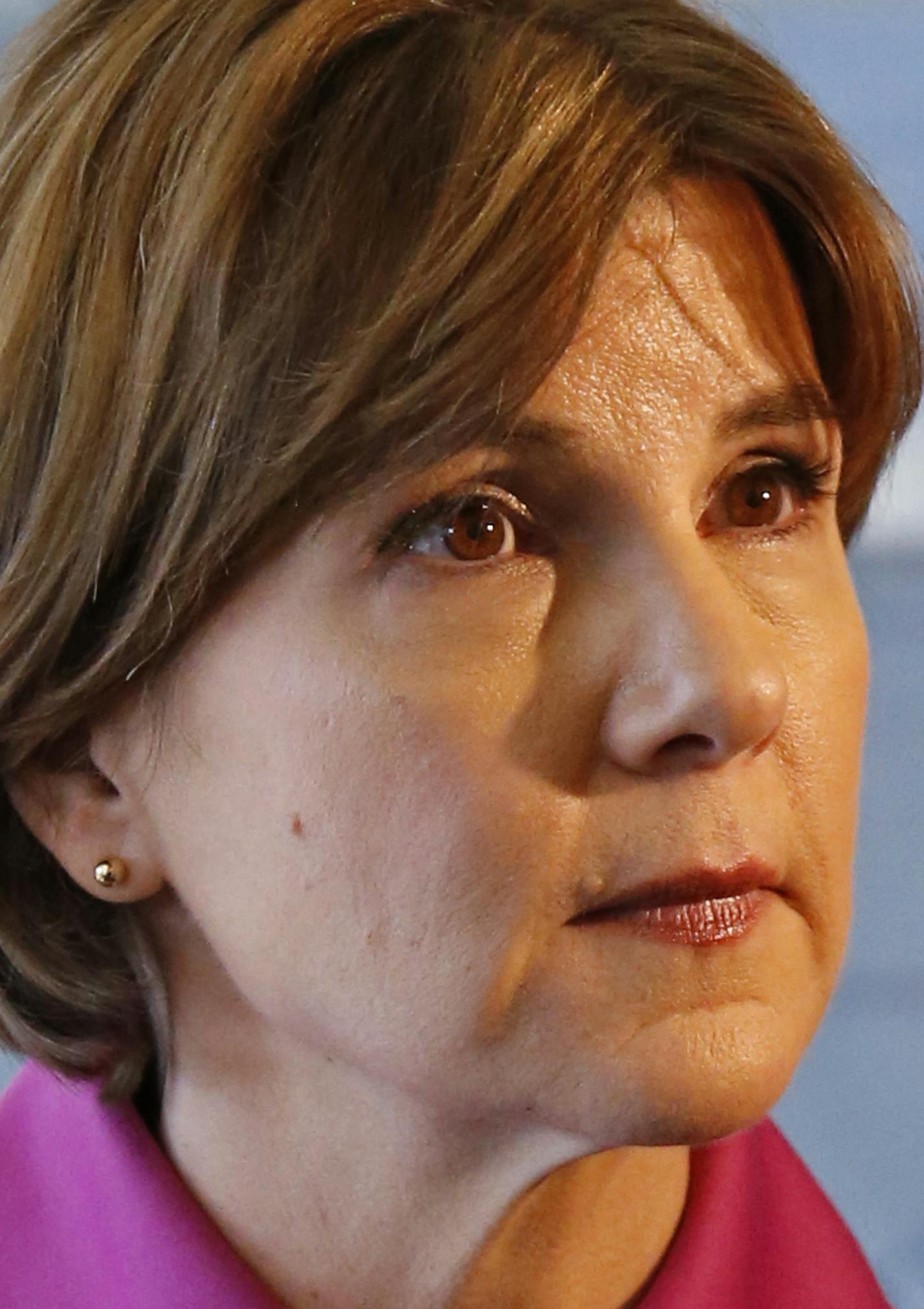 Lori Swanson was surrounded by reporters at the conclusion of a DFL gubernatorial debate held at Minnesota Public Radio in St. Paul. ] Shari L. Gross &#xef; shari.gross@startribune.com DFL candidates for governor Lori Swanson, Tim Walz and Erin Murphy debate at MPR studios in the King Public Media Center.