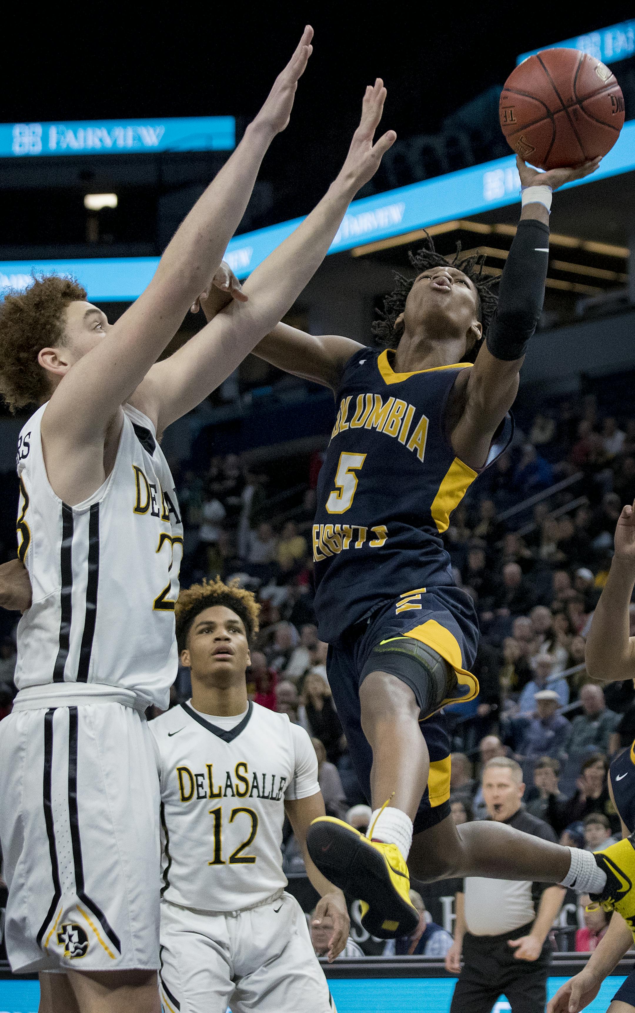 Quentin Hardrict (5) attempted a shot in the second half. ] CARLOS GONZALEZ • cgonzalez@startribune.com – March 22, 2018, Minneapolis, MN, Target Center, Prep High School Boys Basketball State Tournament, Class 3A boys' basketball semifinals, DeLaSalle vs. Columbia Heights