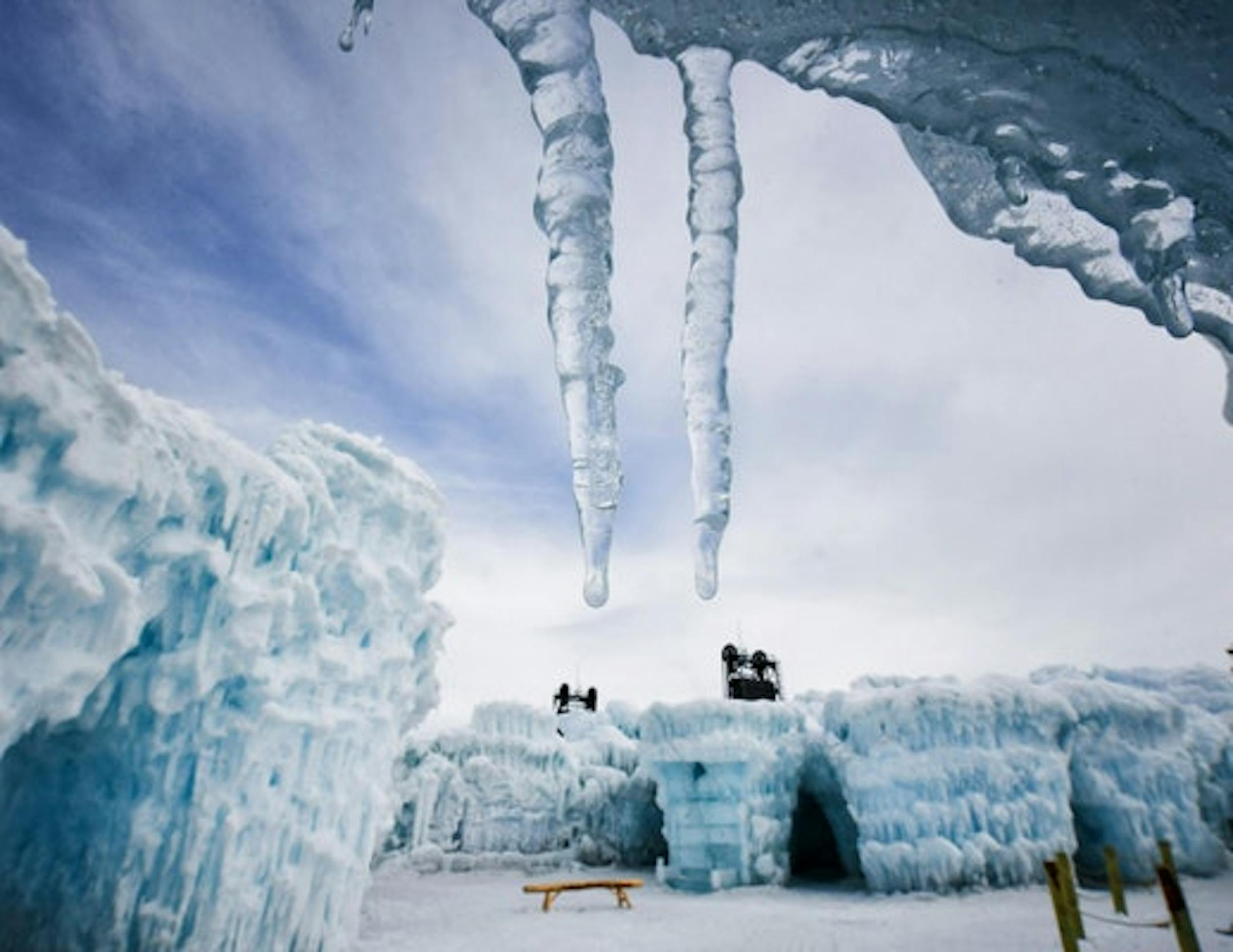 The Stillwater lift bridge peeked over the top of Ice Castles wall. Stillwater will be transitioning to the summer season soon enough and the Ice Castles of Stillwater is closing for the season. The Mayor is looking for creative ways to remove it.