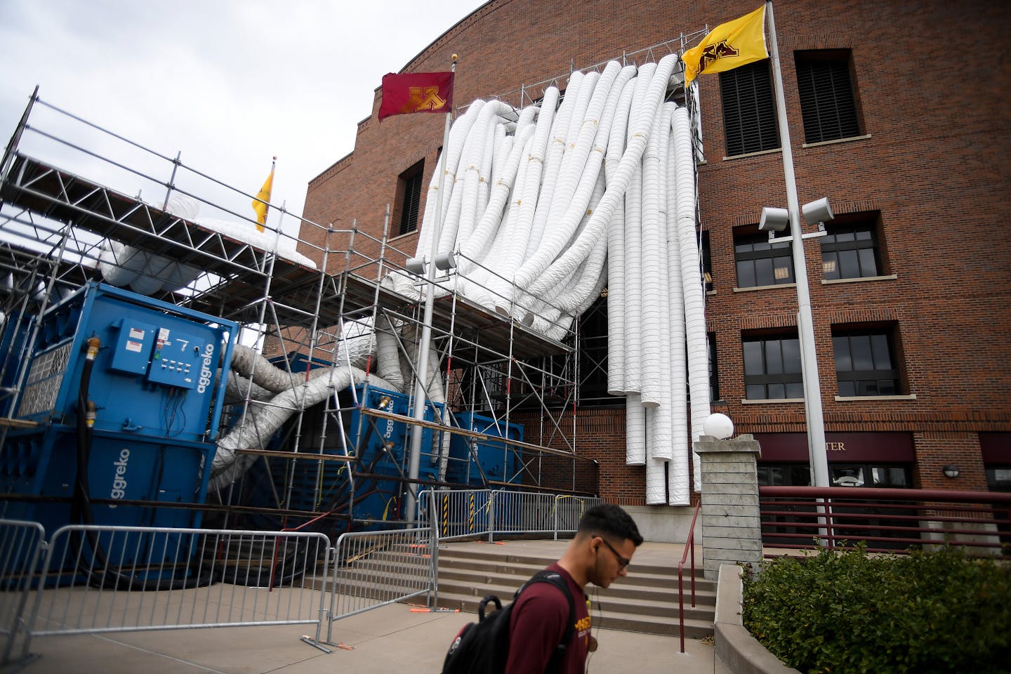 Dozens of air conditioning ducts are being run into the east side of Williams Arena to provide extra cooling power for the upcoming WNBA playoffs which begin next week. They are being run into an air conditioning system which includes truck sized condensers and evaporators that surround the east side of the arena. ] AARON LAVINSKY &#xef; aaron.lavinsky@startribune.com A massive temporary air conditioning system is being installed at Williams Arena in anticipation of hosting the WNBA playoffs, wh