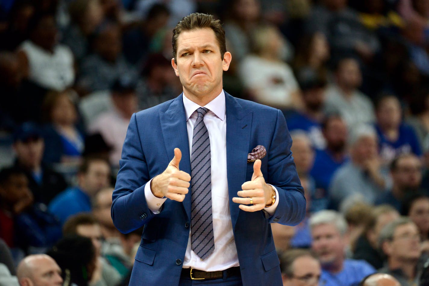 Sacramento Kings head coach Luke Walton gestures from the sideline in the first half of an NBA basketball game against the Memphis Grizzlies, Saturday, Dec. 21, 2019, in Memphis, Tenn. (AP Photo/Brandon Dill)