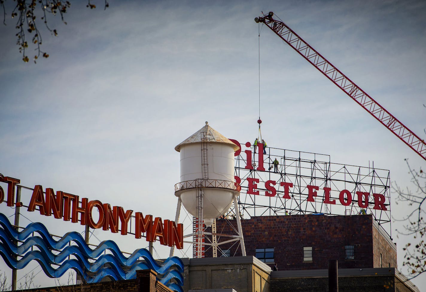 By the end of Tuesday the sign will be complete. Illumination should be restored sometime in November. ] GLEN STUBBE * gstubbe@startribune.com Tuesday, October 20, 2015 The St. Anthony Main strip and A Mill Artists Lofts is getting its Pillsbury mojo back. Work is underway to reinstall the 30-foot tall Pillsbury's Best Flour sign, which sits atop a red tile silo building connected to the Pillsbury Mill. Owen Metz, of Twin Cities-based developer Dominium which is restoring the sign, said removing