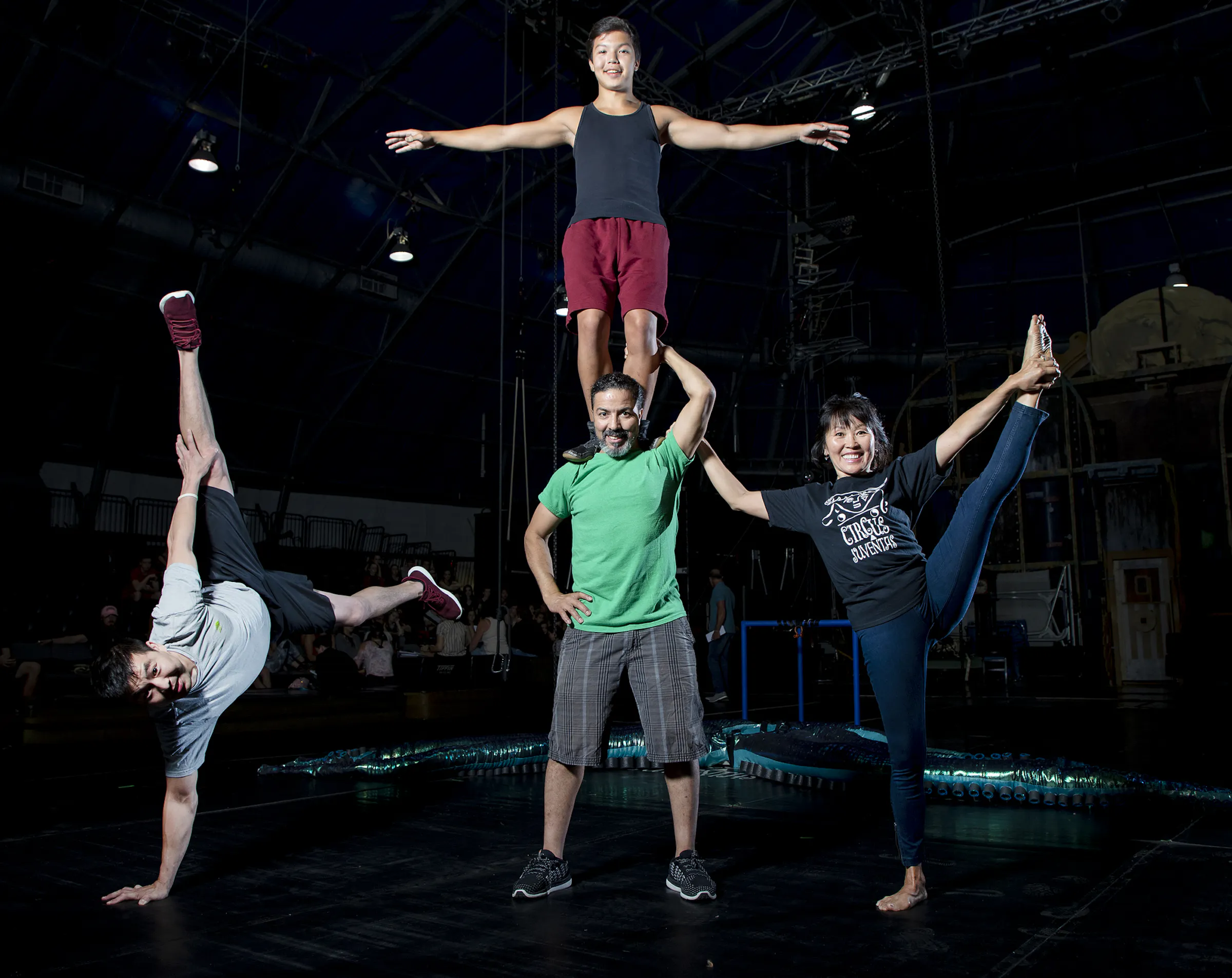 A St. Paul performer who learned acrobatics from his dad is trying to ...