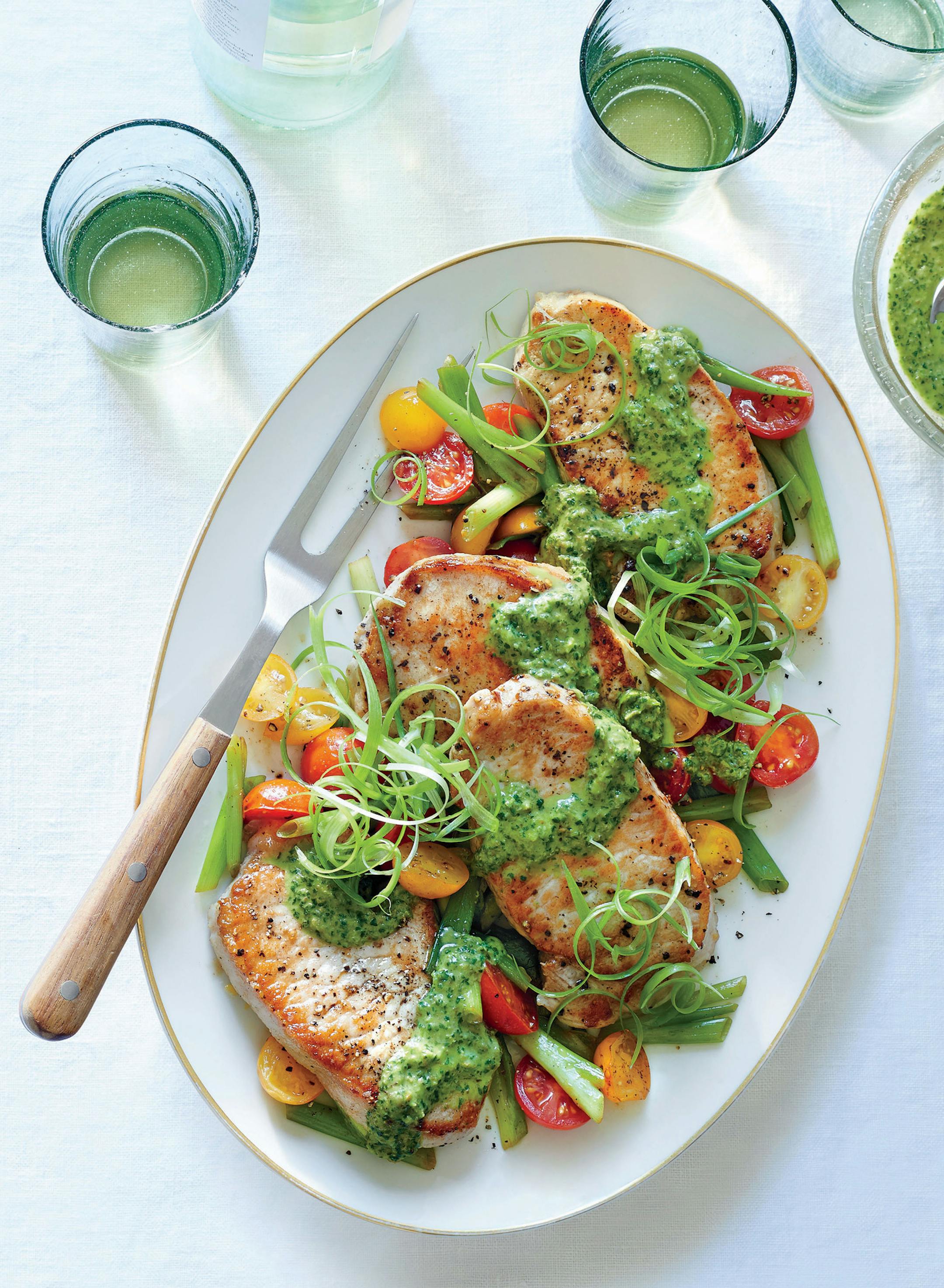 Pork Mediallions with Green Onions and Green Sauce ORG XMIT: 60039