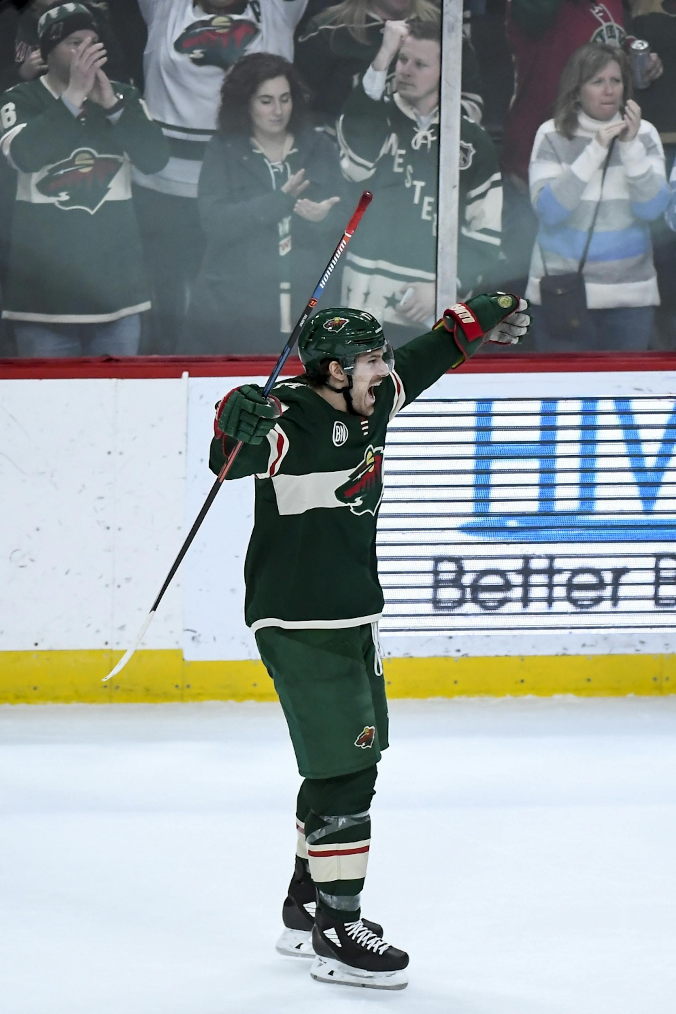 Minnesota Wild left wing Marcus Foligno (17) celebrated his team's 3-2 shootout win against the Los Angeles Kings Tuesday night.