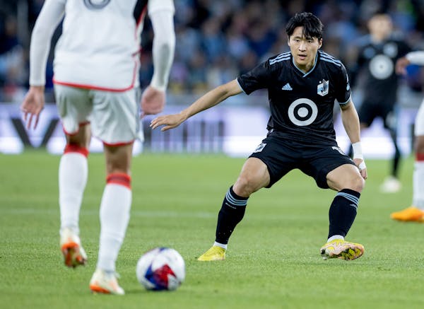 Minnesota United’s Sang Bin Jeong, right, returns to Allianz Field on Tuesday after scoring a goal in the Loons’ most recent game, Saturday at Van