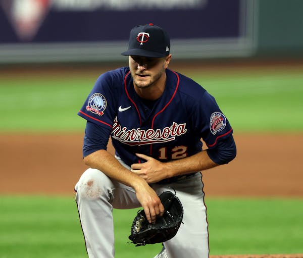 Twins pitcher Jake Odorizzi takes a knee after being hit by the ball during the fourth inning against the Royals at Kauffman Stadium on Friday