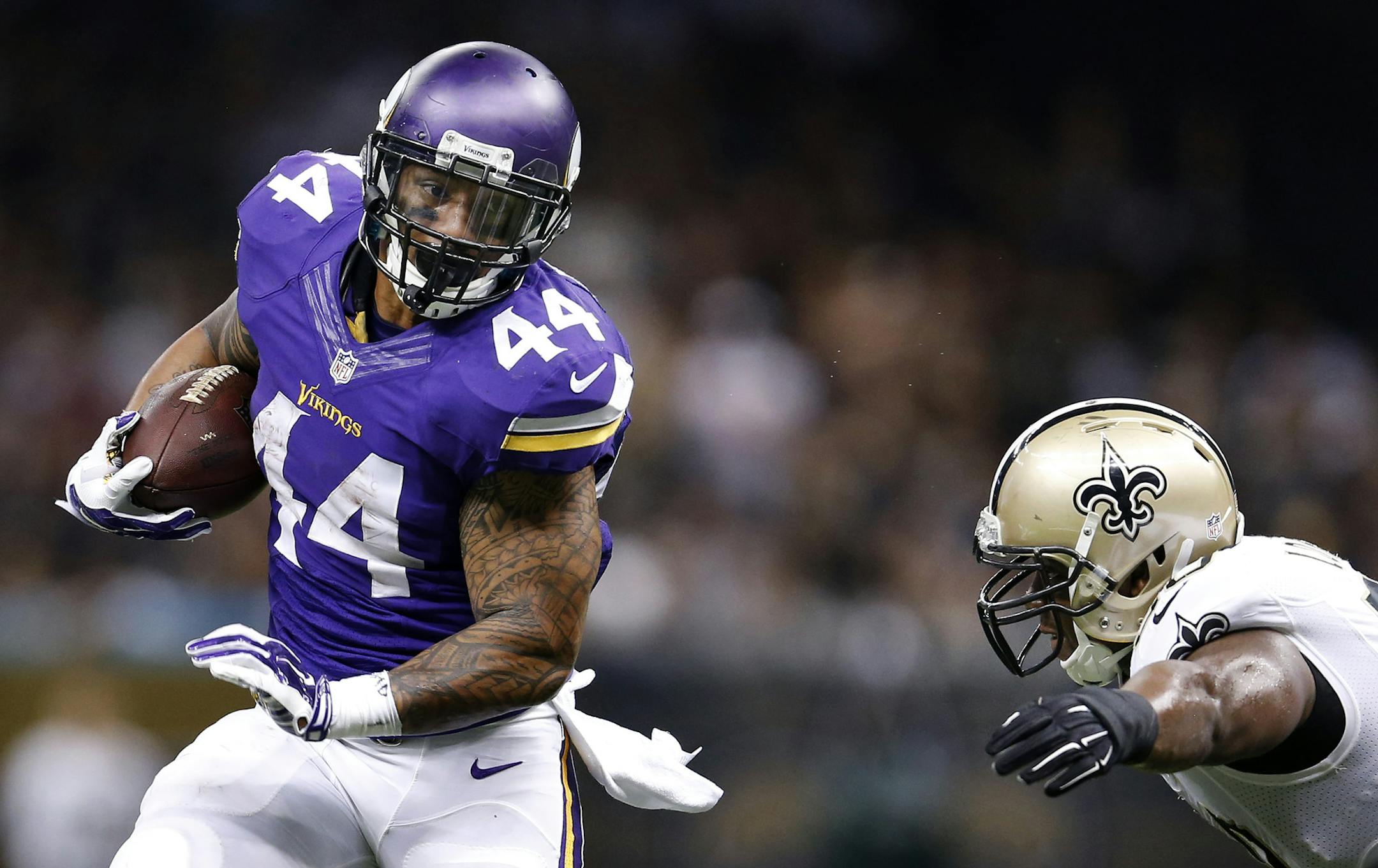 Vikings running back Matt Asiata