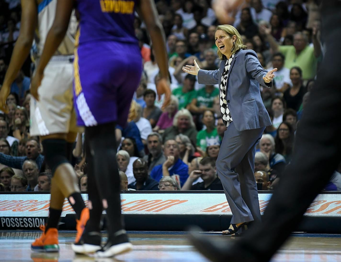 Minnesota head coach Cherl Reeve argued an offensive foul in the second half.