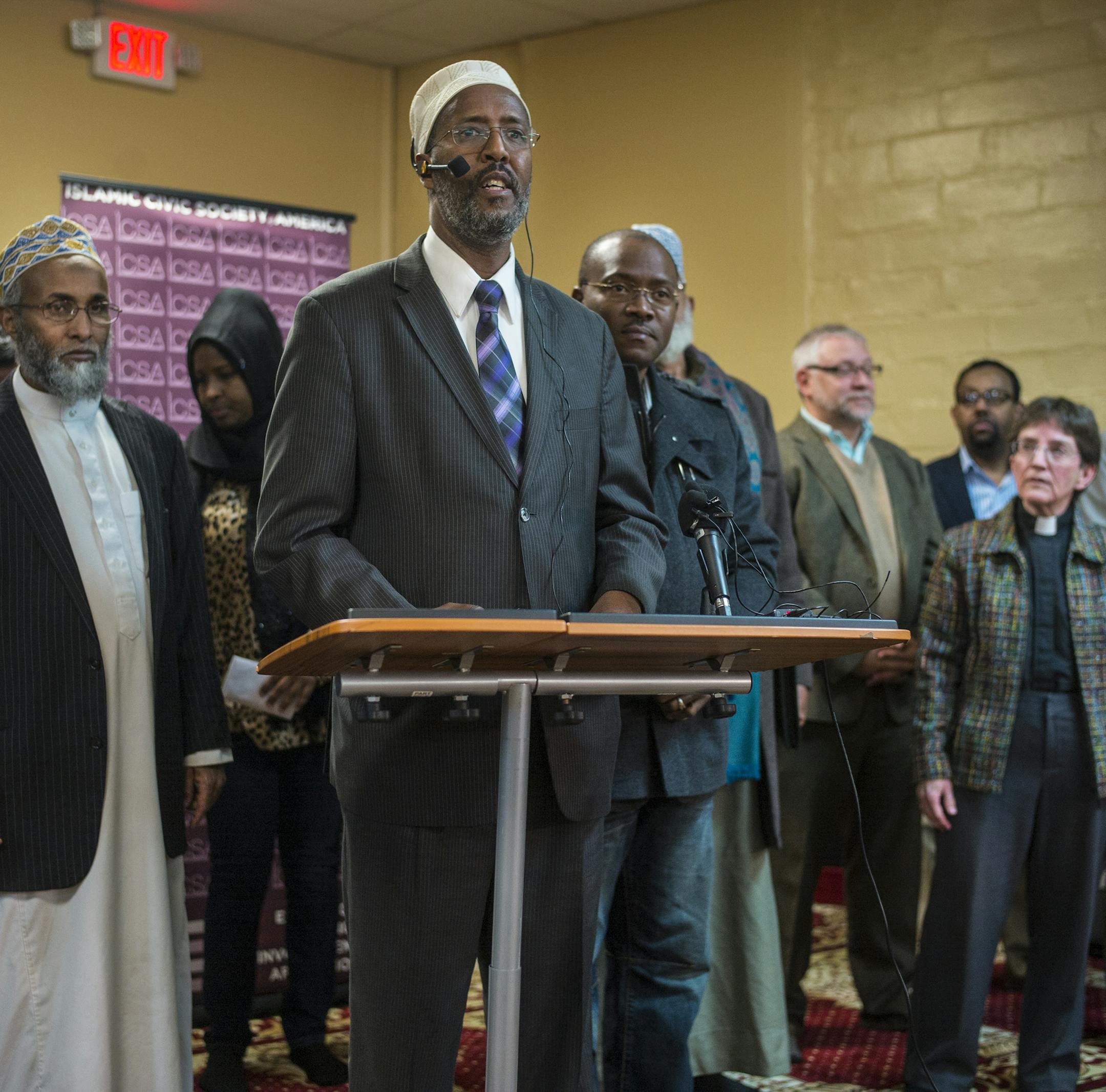 At the Islamic Civic Society of America- Dar Al-Hijrah Mosque, Abdisalam Adam and the Somali American Task Force addressed a recent fear mongering video by Al-Shabab .] Richard Tsong-Taatarii/rtsong-taatarii@startribune.com