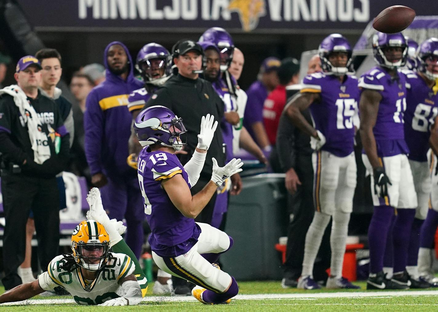 Minnesota Vikings wide receiver Adam Thielen (19) tied to complete a long pass from Minnesota Vikings quarterback Kirk Cousins (8) in the first quarter. ] ANTHONY SOUFFLE &#x2022; anthony.souffle@startribune.com The Minnesota Vikings played the Green Bay Packers in an NFL game Monday, Dec. 23, 2019 at U.S. Bank Stadium in Minneapolis.