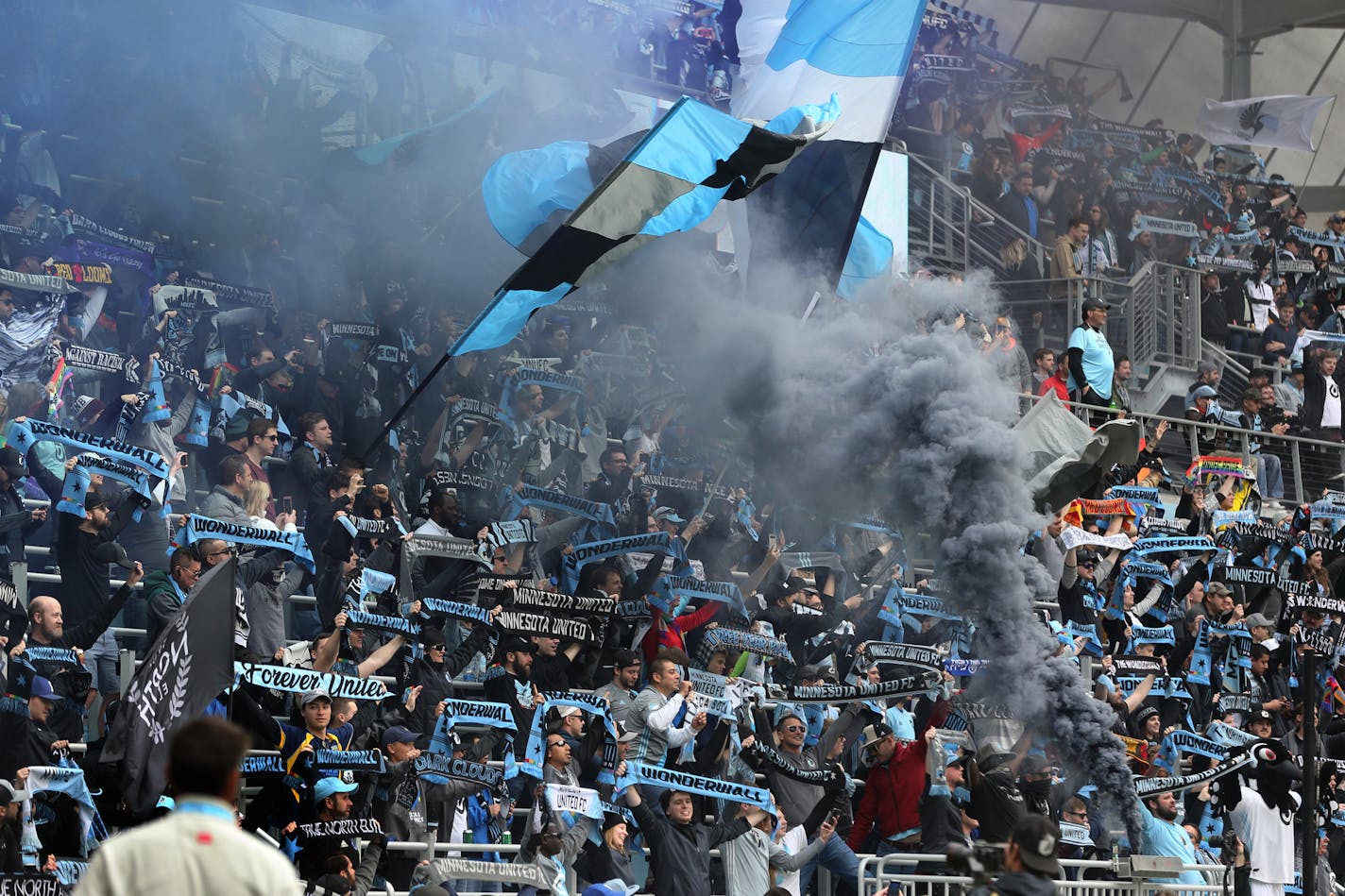 The Loons fan sing "Wonder Wall" by Oasis as they celebrate the team's first home win in the new stadium.] The Loons take on D.C. United at Allianz Field in St. Paul, MN. RICHARD TSONG-TAATARII &#xa5; richard.tsong-taatarii@startribune.com