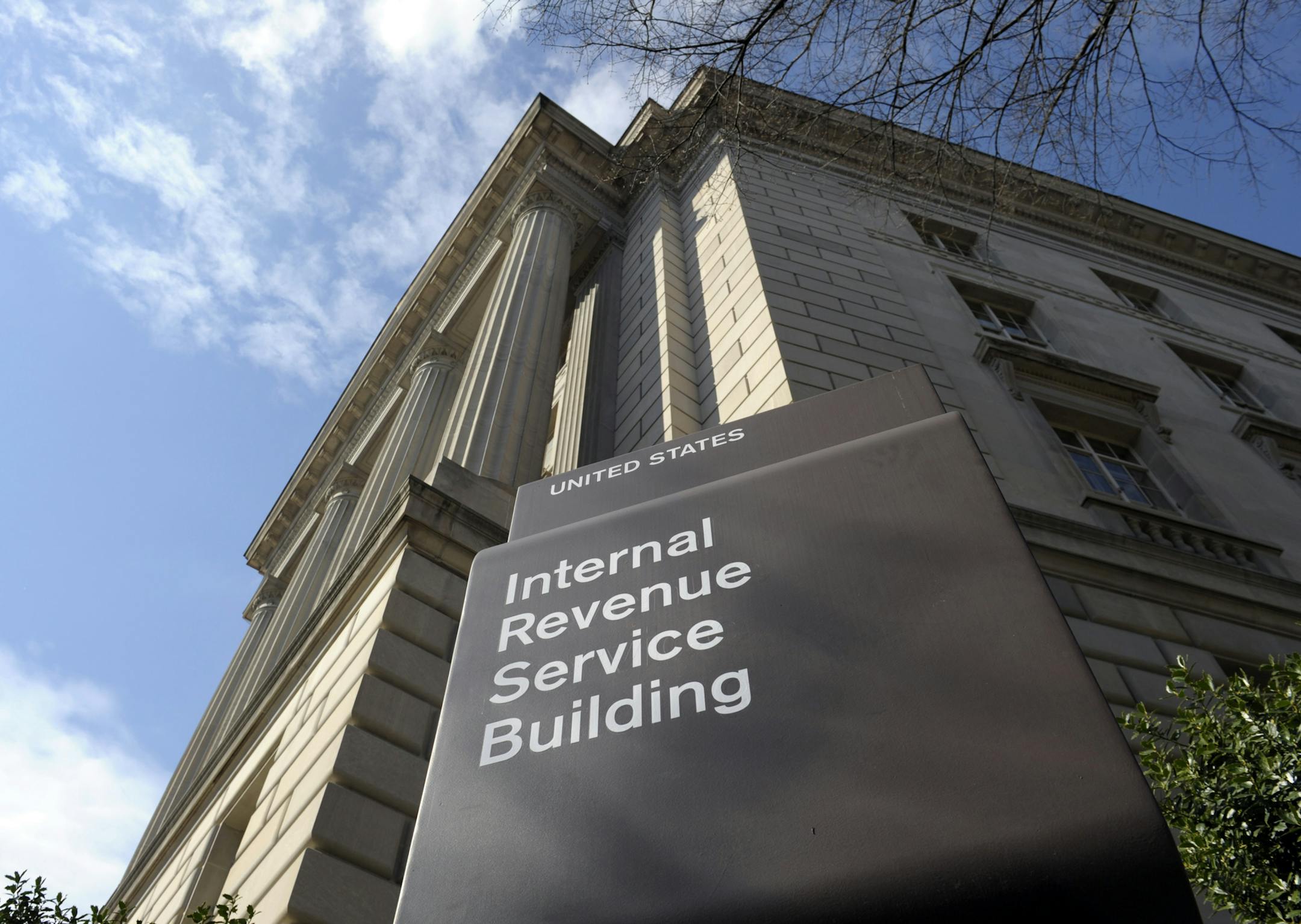FILE - In this photo March 22, 2013 file photo, the exterior of the Internal Revenue Service (IRS) building in Washington. The IRS provided poor customer service during this year's tax filing season as taxpayers struggled with a rise in identity theft and complications related to President Barack Obamaís health law, a government watchdog said Wednesday. A new report by the National Taxpayer Advocate says the IRS has been hampered by budget cuts. (AP Photo/Susan Walsh, File)