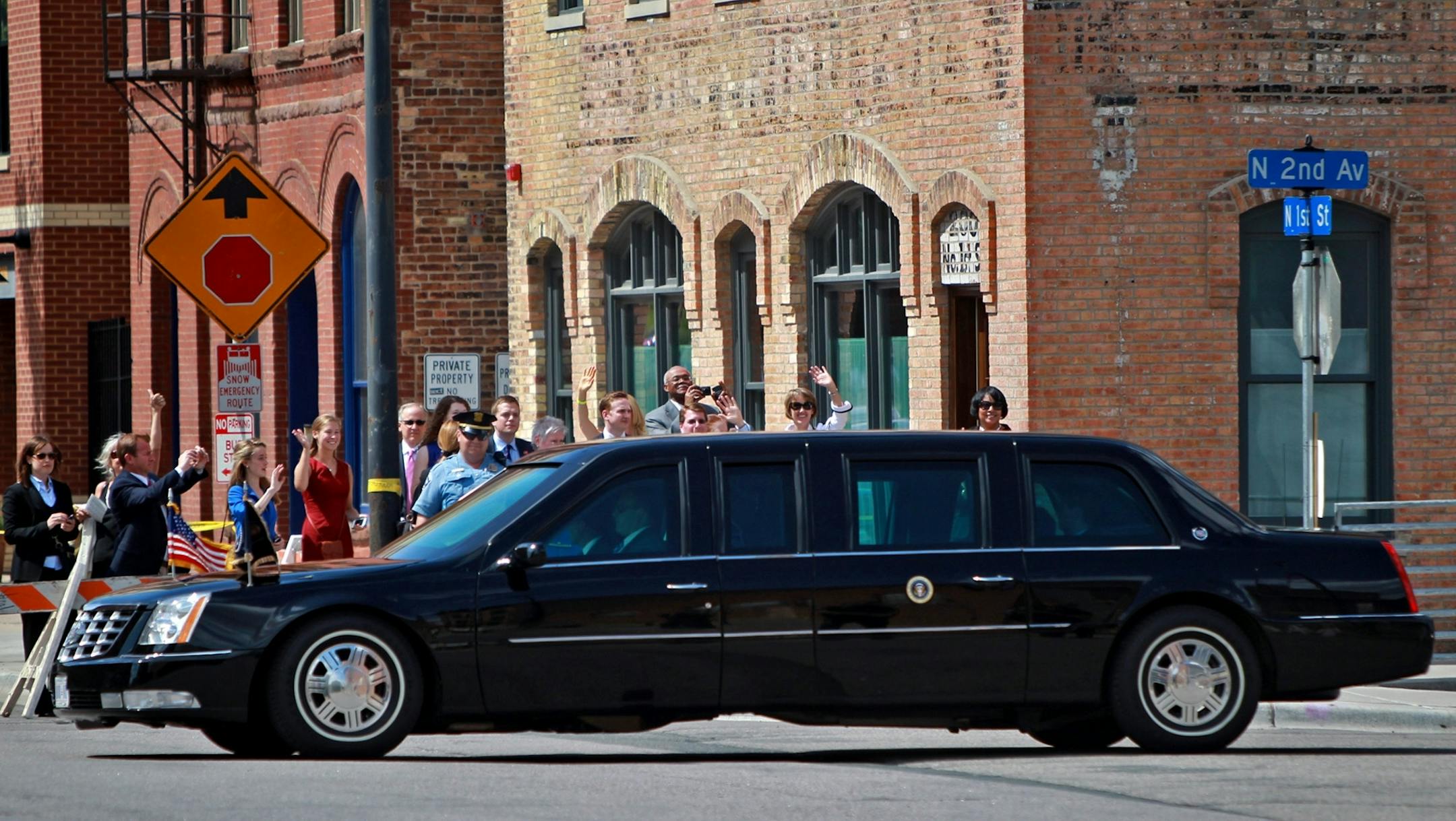 President Obama left the Bachelor Farmer restaurant after a fundraiser, Friday, June 1, 2012. (ELIZABETH FLORES/STAR TRIBUNE) ELIZABETH FLORES � eflores@startribune.com
