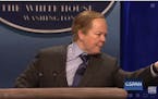 Watch Melissa McCarthy as Sean Spicer in surprise SNL appearance