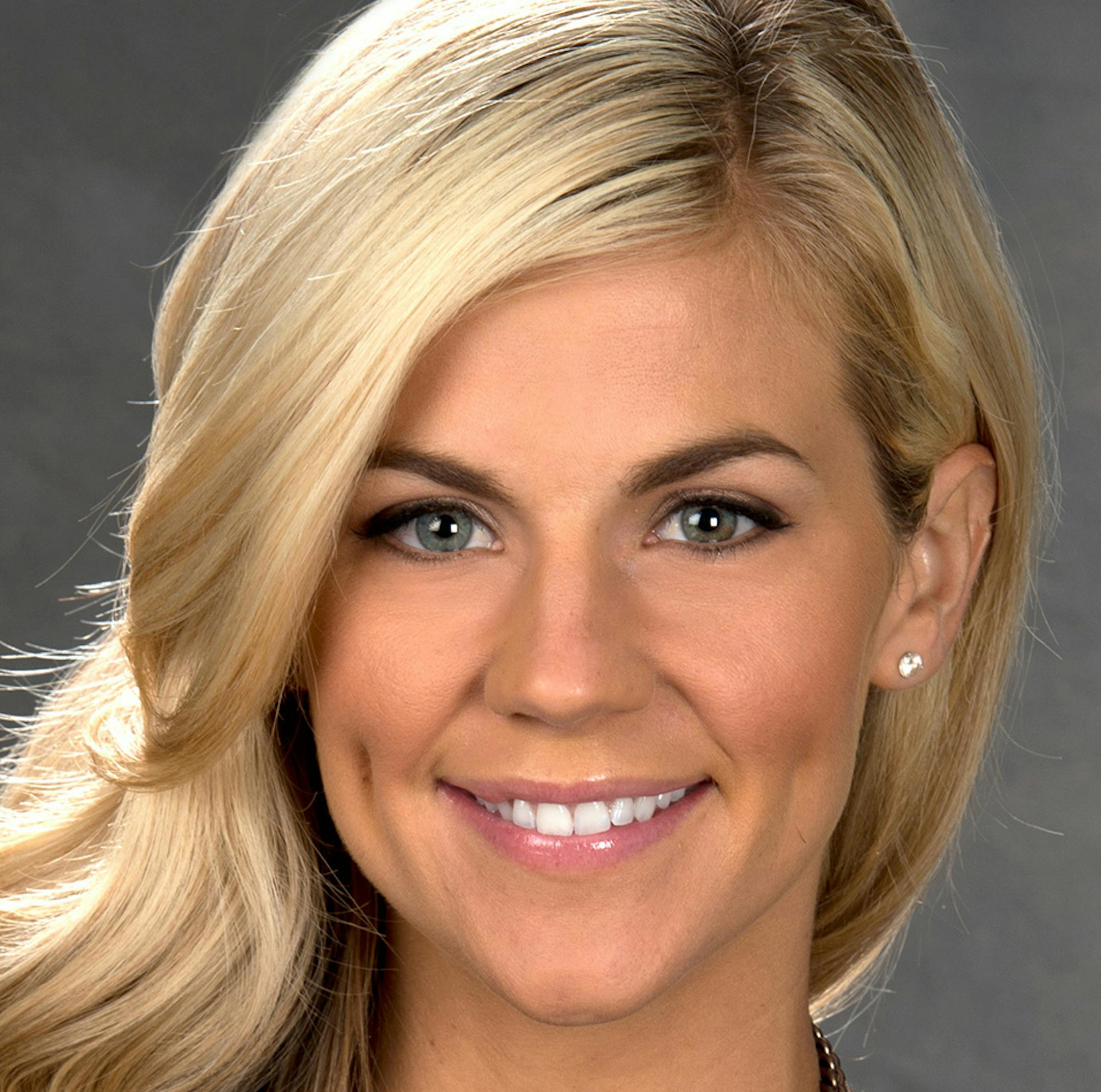 BATTLEBOTS - The epic robot-fighting tournament ìBattleBotsî is back this summer and kicks off with a preview special entitled ìBattleBots: The Gears Awaken,î on TUESDAY, MAY 10 (10:00-11:00 p.m. EST). Season two of ìBattleBotsî will premiere on THURSDAY, JUNE 23 (8:00-10:00 p.m. EST) on the ABC Television Network. This season will be hosted by ESPNís Samantha Ponder. (ABC/Joe Faraoni)