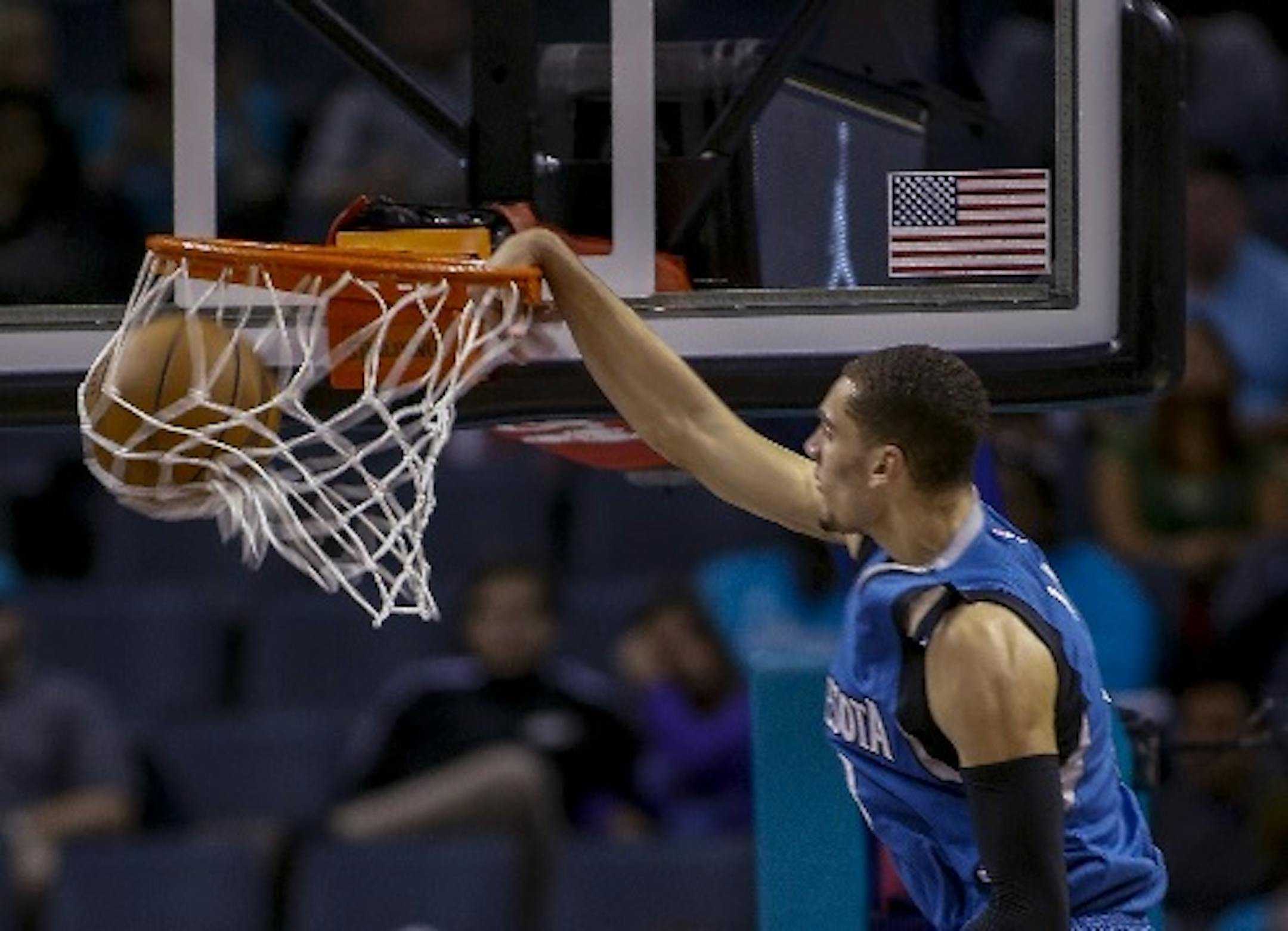 Timberwolves guard Zach LaVine dunked for two of his 30 points in a 98-86 loss to the host Charlotte Hornets on Monday.