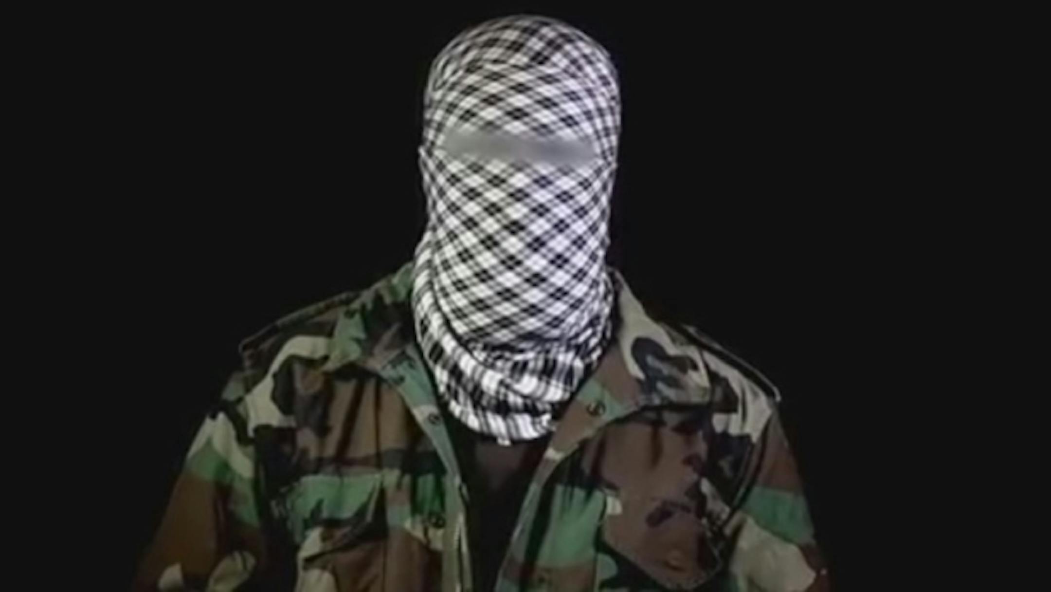 At the end of the video, a masked man refers to deadly actions in Kenya and adds: "What if such an attack were to occur in the Mall of America in Minnesota?" The man then urges fighters to "hurry up."