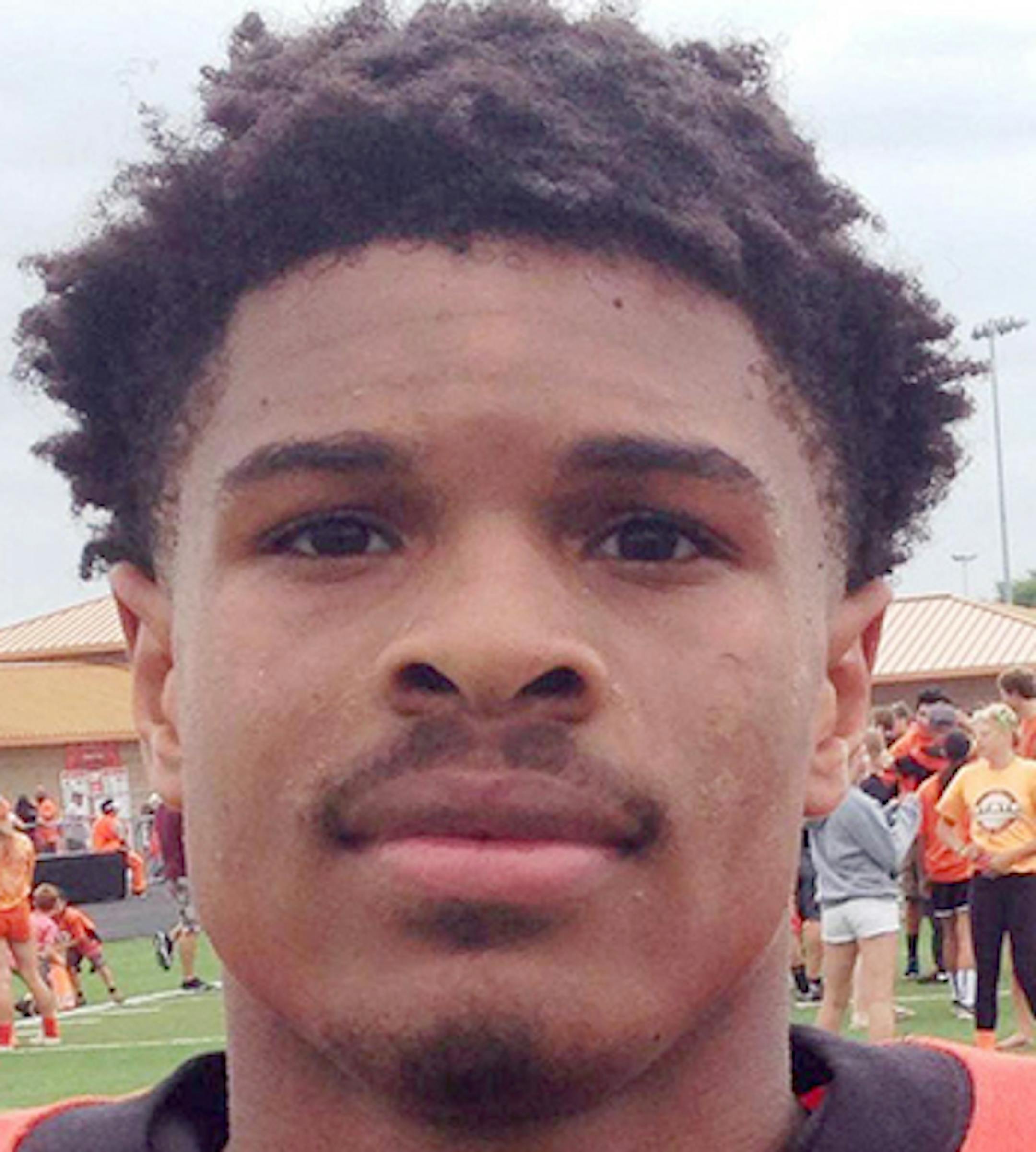 Damario Armstrong, Osseo