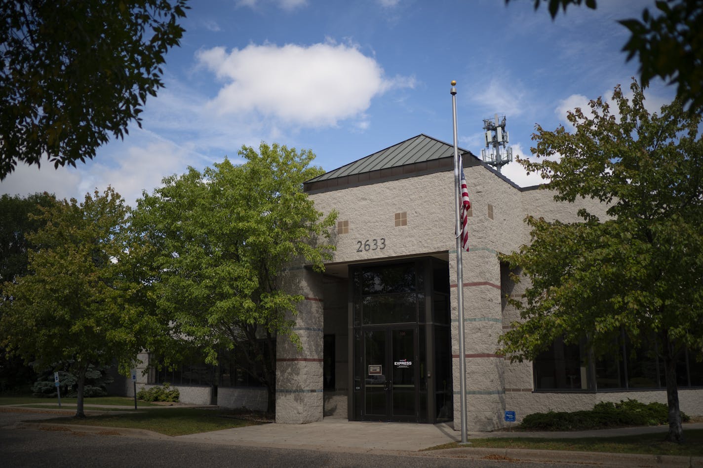 The Minnehaha Ave. building that could become the home to the Third Police Precinct. ] JEFF WHEELER • jeff.wheeler@startribune.com The Minneapolis City Council on Thursday afternoon will be discussing whether it wants to move forward with leasing a property to relocate the Third Police Precinct. The property at 2633 Minnehaha Ave that could become the home of the Third Police Precinct, photographed Thursday afternoon, September 10, 2020 in Minneapolis.