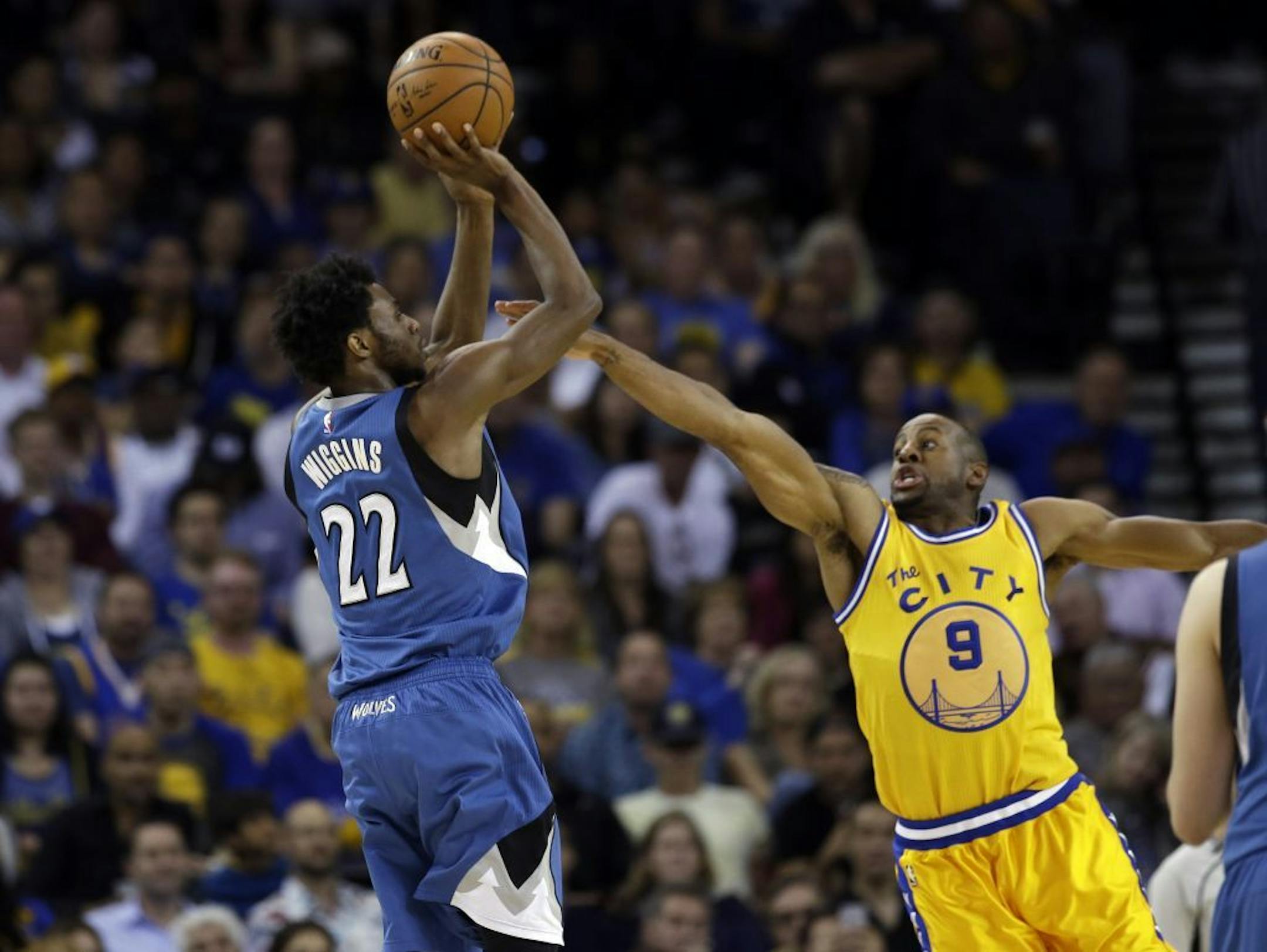 Minnesota Timberwolves' Andrew Wiggins (22) during an NBA basketball game against the Golden State WarriorsTuesday, April 5, 2016, in Oakland, Calif.