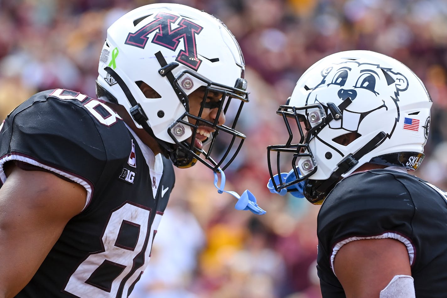 Minnesota Gophers tight end Brevyn Spann-Ford (88) and running back Trey Potts (3) celebrate Spann-Ford's third quarter touchdown against the Western Illinois Leatherneck Saturday, Sept. 10, 2022 at Huntington Bank Stadium in Minneapolis, Minn. ] aaron.lavinsky@startribune.com