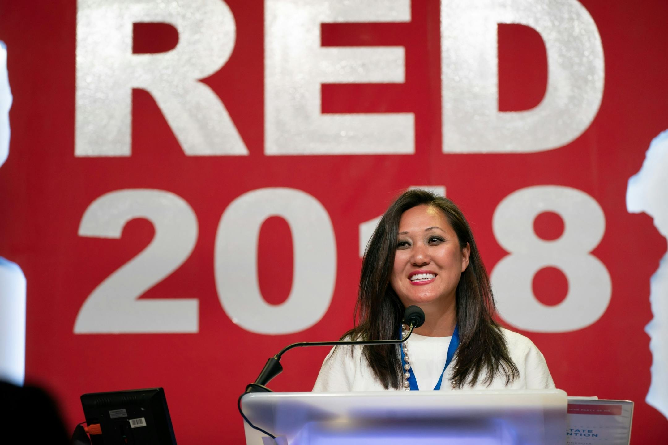 State Chair Jennifer Carnahan called the Republican state convention in Duluth to order.