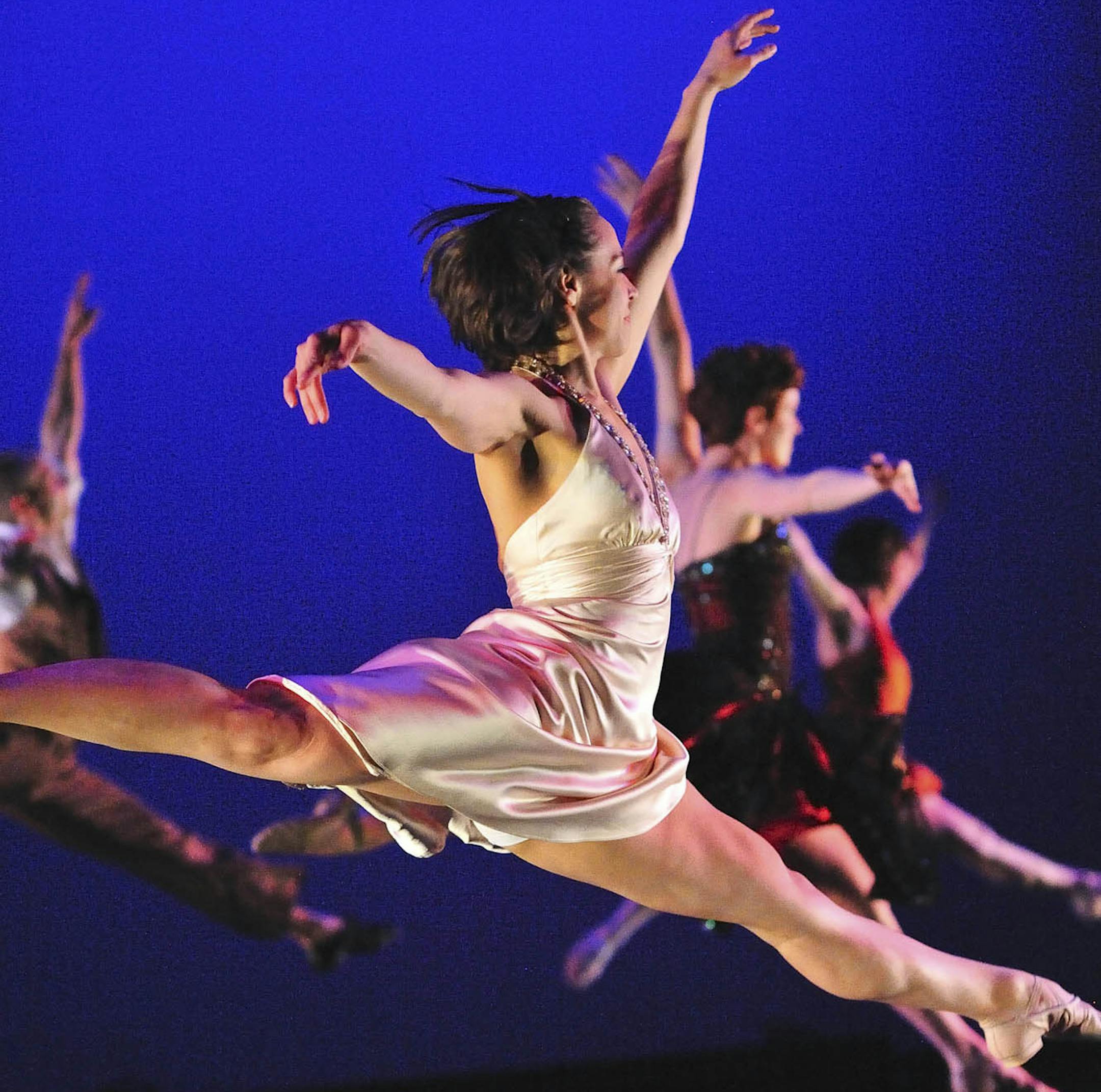Zenon-Elegant Echoes by Danny Buraczeski-Photo by Timothy Boatman-Dancer Tamara Ober and company.