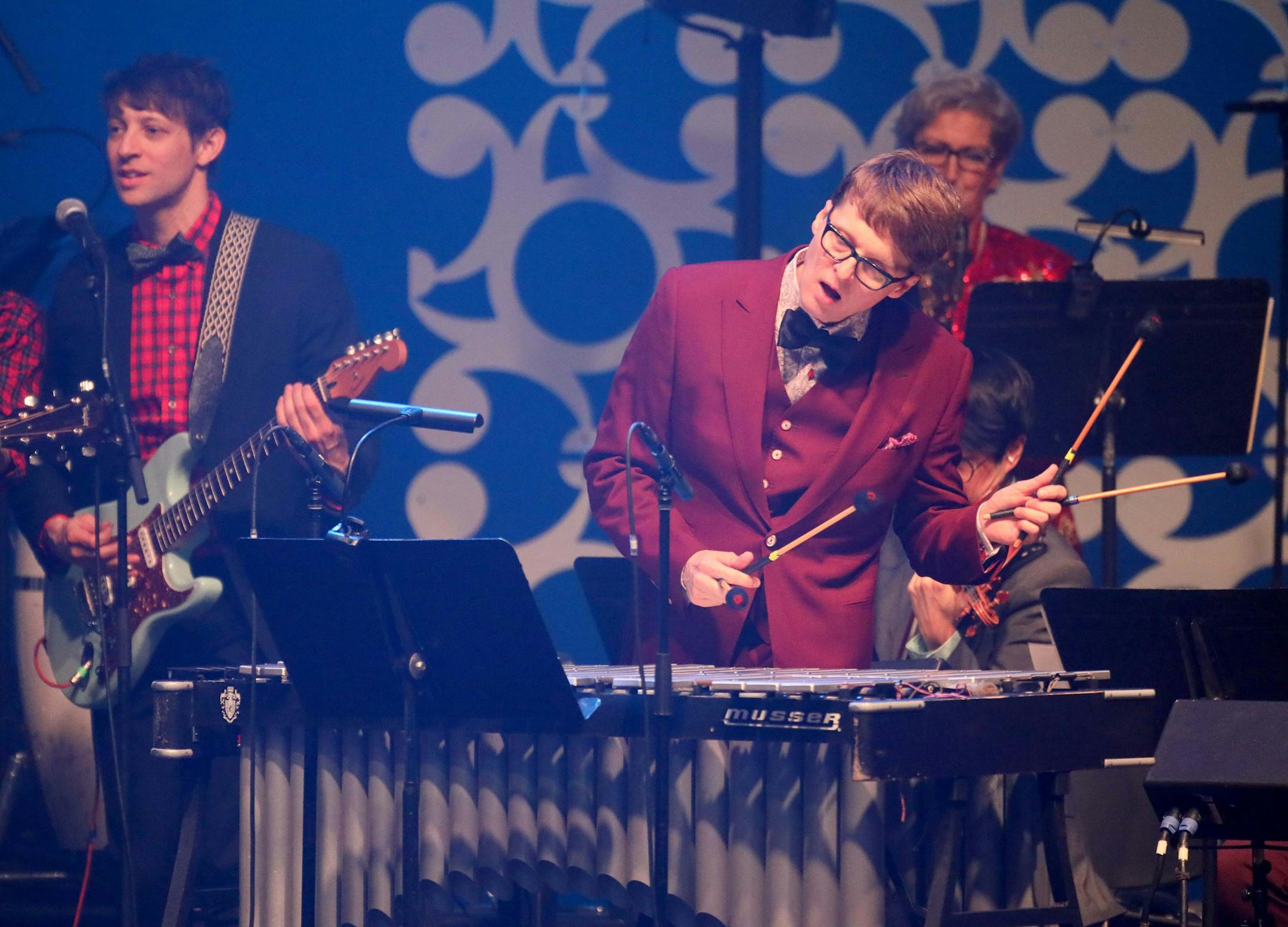 The New Standards holiday concert featuring Chan Poling, piano, John Munson, on bass and Steve Roehm on vibes at the State Theatre Friday, Dec. 7, 2018, in Minneapolis, MN. Here, Roehm is seen on vibes. DAVID JOLES ï david.joles@startribune.com Review of the first of three holiday concerts by the New Standards at State Theatre