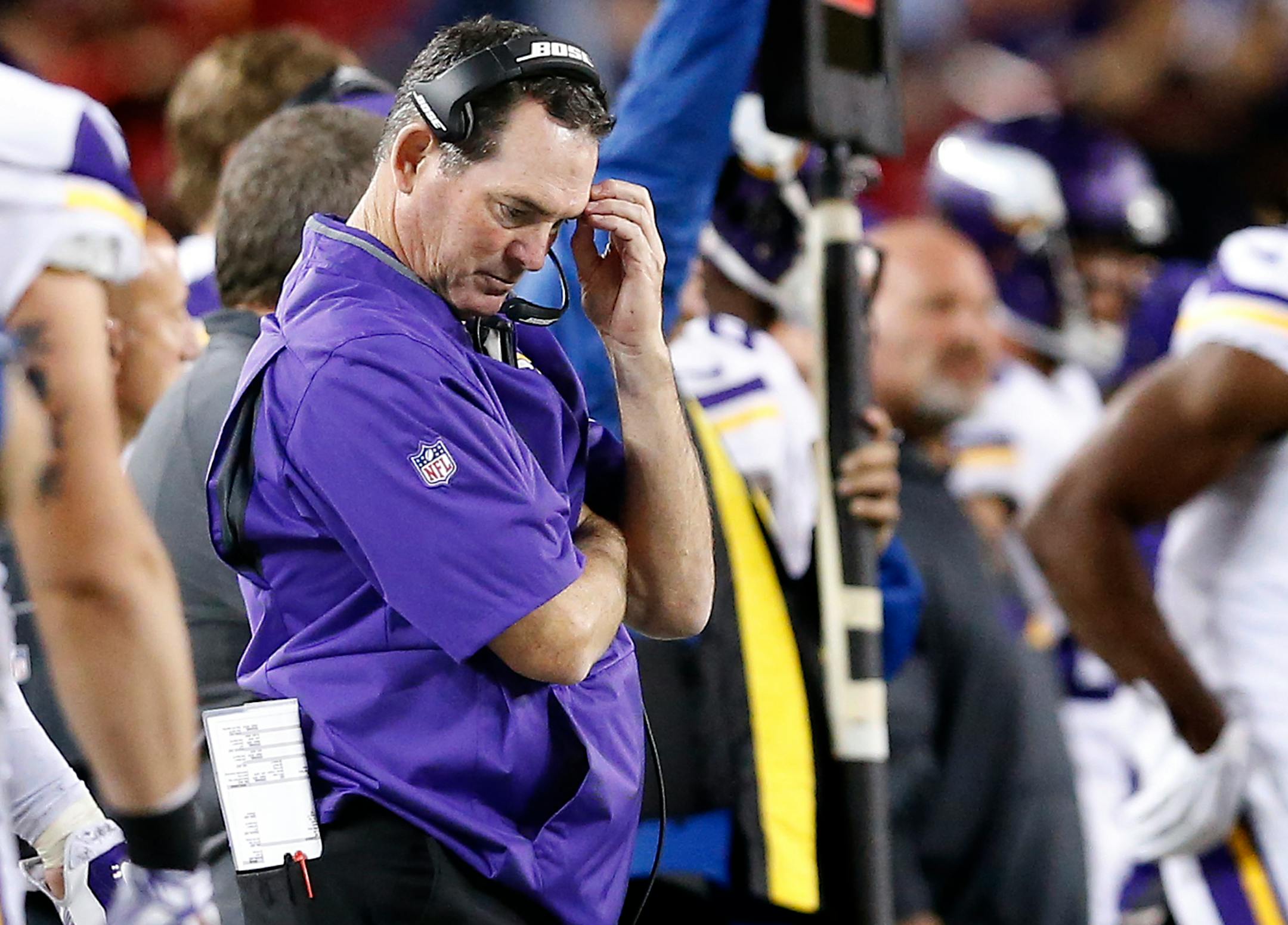 Vikings head coach Mike Zimmer in the fourth quarter of the season-opening loss to the 49ers.