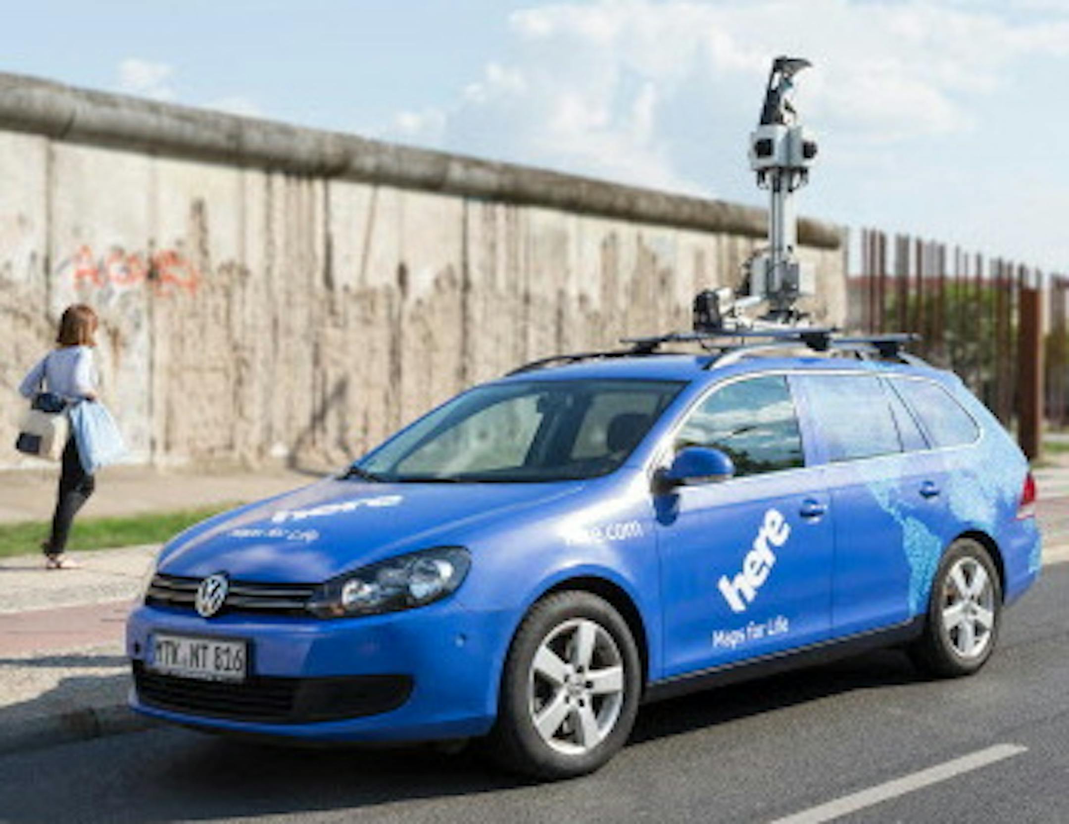 Nokia Here has hundreds of cars driving in cities and suburbs around the world, capturing map data. (Nokia Here/TNS) ORG XMIT: 1171447