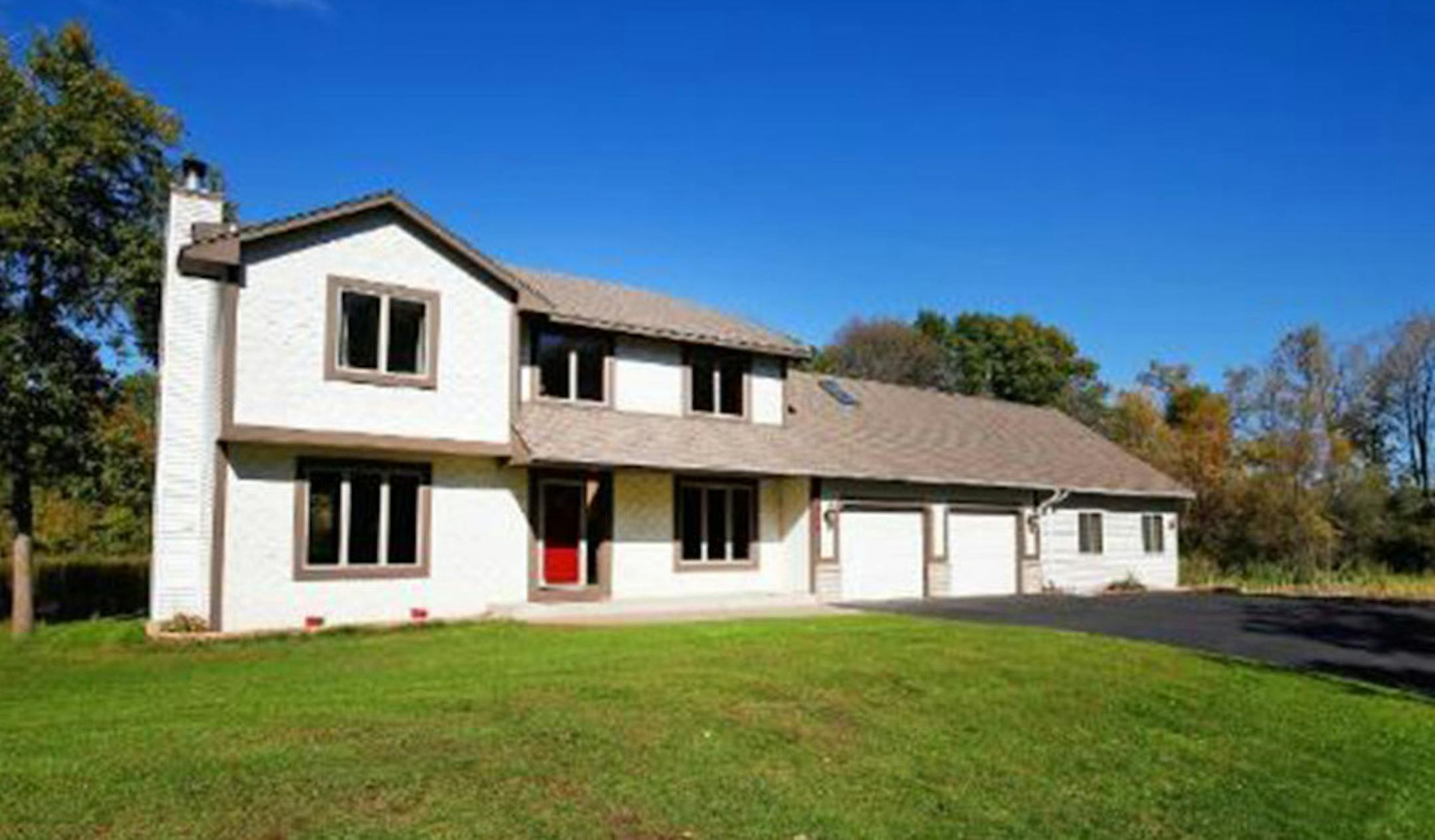 ... Lino Lakes
Built in 1992, this five-bedroom, four-bath house has 2,867 finished square feet and features four bedrooms on one level, vaulted ceilings, three fireplaces, in-law suite with kitchen, bath and private entrance, deck and two-car attached, heated garage on an 11-acre lot backing up to Otter Lake. Listed by Jen Forliti, Re/Max Results, 612-701-6233.
