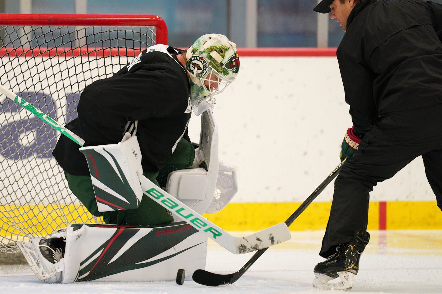 Minnesota Wild goaltender Devan Dubnyk (40) took shots during practice Friday. ] ANTHONY SOUFFLE &#x2022; anthony.souffle@startribune.com The Minnesota Wild held their first day of practice Friday, Sept. 13, 2019 at their TRIA Rink training facility in St. Paul, Minn.