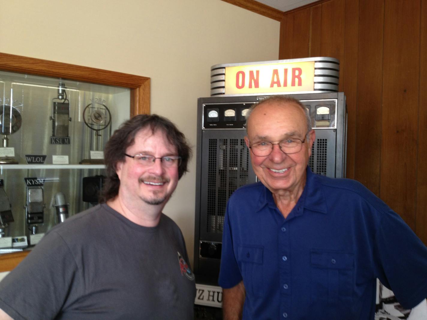 Jim Lange, right, with broadcast historian Steve Iverson at the Pavek Museum of Broadcasting in St. Louis Park in 2013.