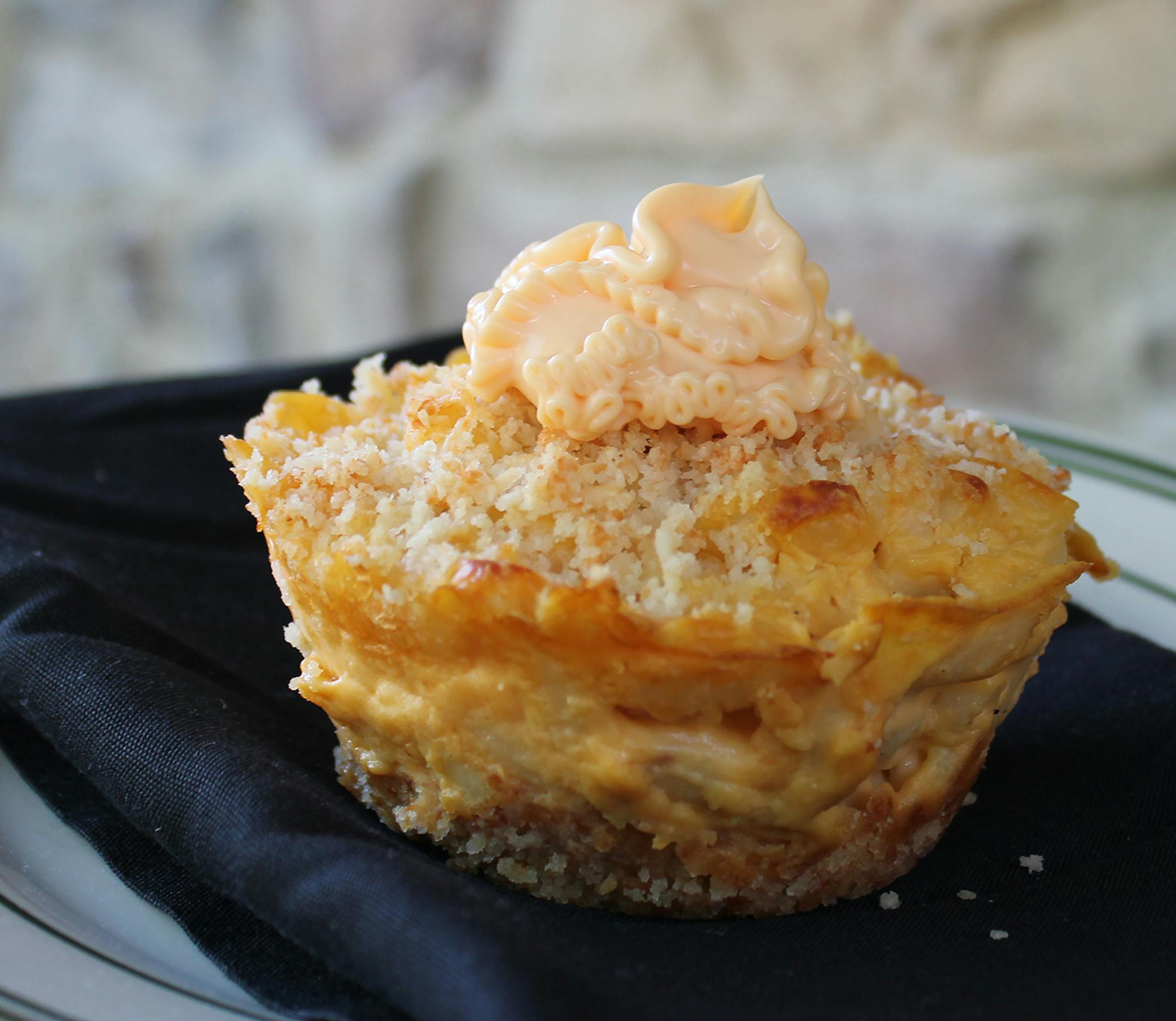 mac & cheese cupcake
