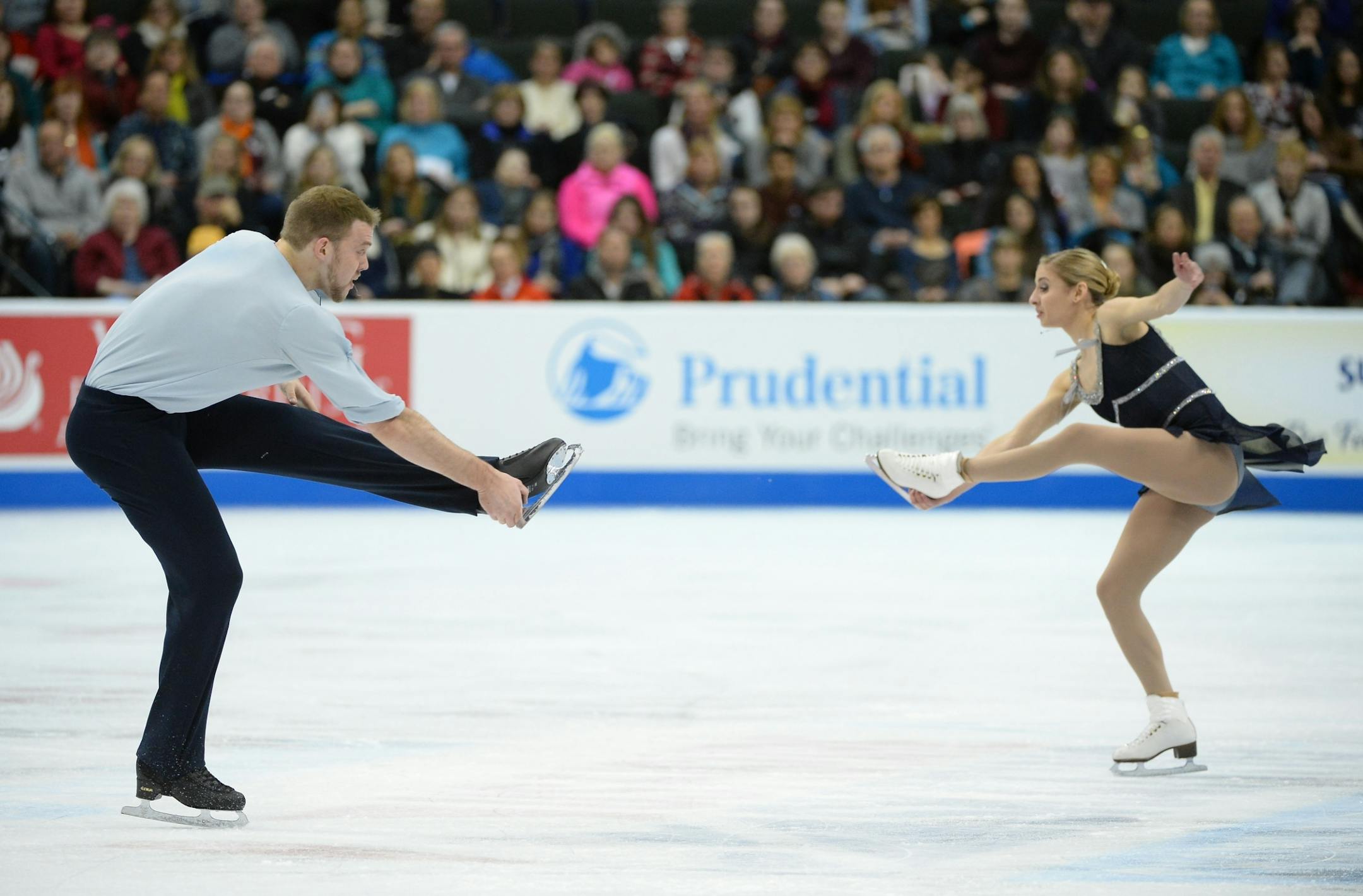 Tarah Kayne and Danny O'Shea performed in the Pairs Free Skate Competition of of the 2016 Prudential U.S. Figure Skating Championships Saturday. Kayne and O'Shea won 1st place with a score of 142.04.