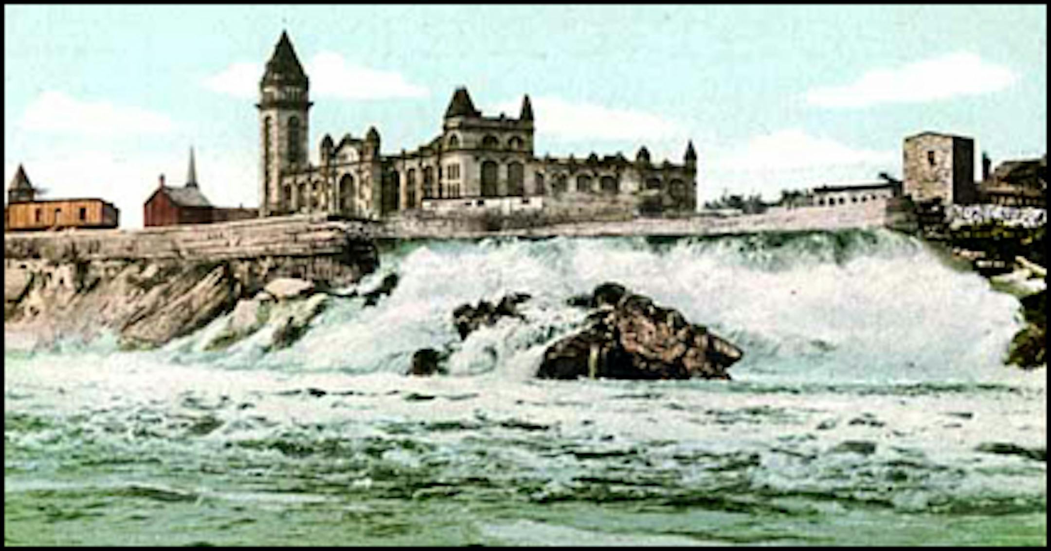 Postcard shows the Exposition Building, Minneapolis, in about 1905.