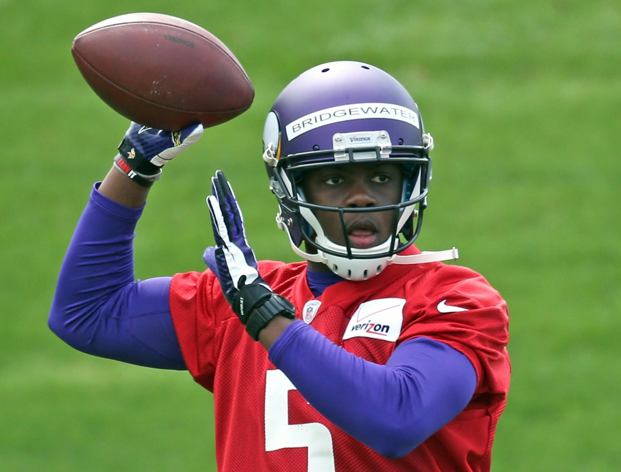 Vikings rookie quarterback Teddy Bridgewater impressed coach Mike Zimmer during a simple passing drill by calling out the entire formation and play.