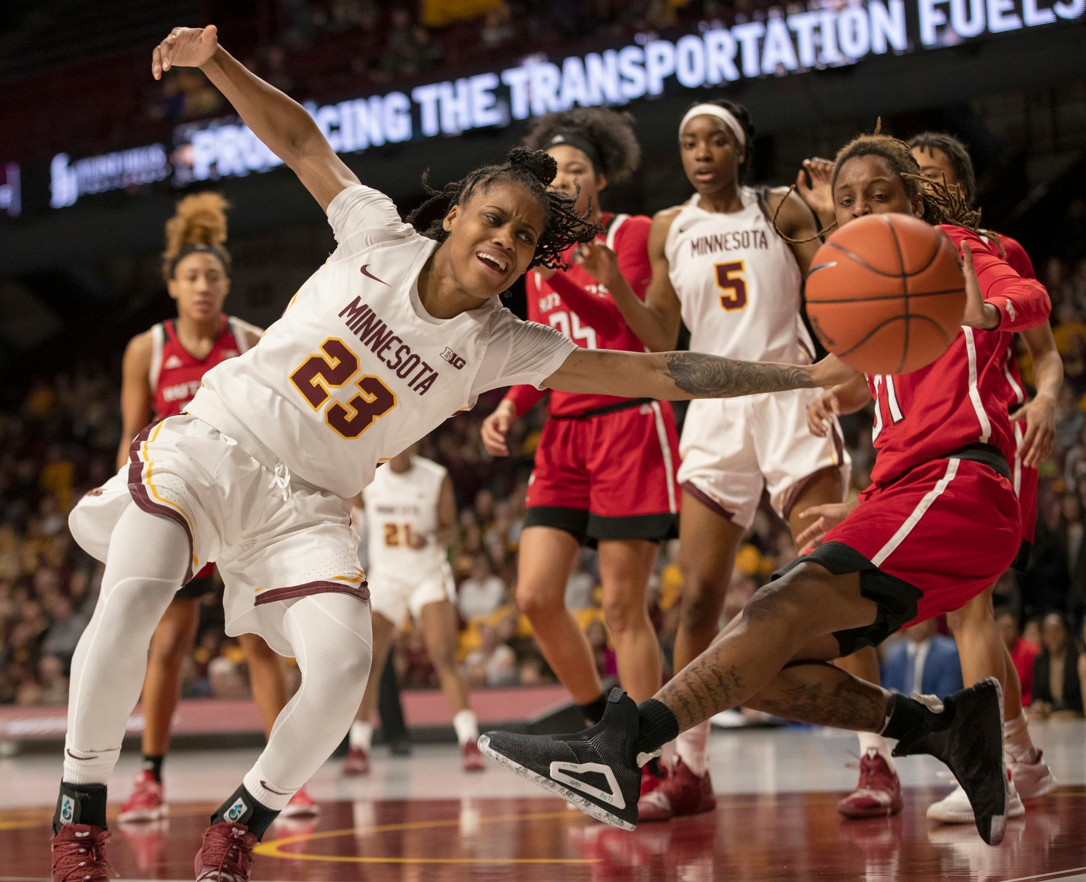 Kenisha Bell vs. Rutgers last week.