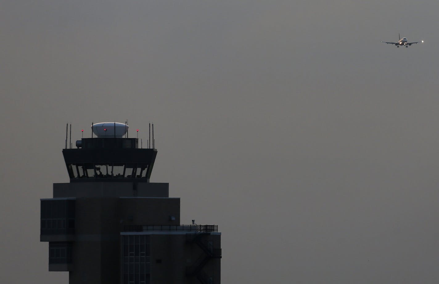 A plane prepared to land at Minneapolis St. Paul International Airport on Tuesday. ] CARLOS GONZALEZ cgonzalez@startribune.com June 25, 2013, Bloomington, Minn., Air traffic controllers have made more mistakes at Minneapolis-St. Paul International Airport than at most of the nation&#x201a;&#xc4;&#xf4;s busier airports, according to the most recent federal records. Tower errors at Minneapolis-St. Paul exceeded those at seven of 11 airports having more traffic. And MSP had almost as many errors as