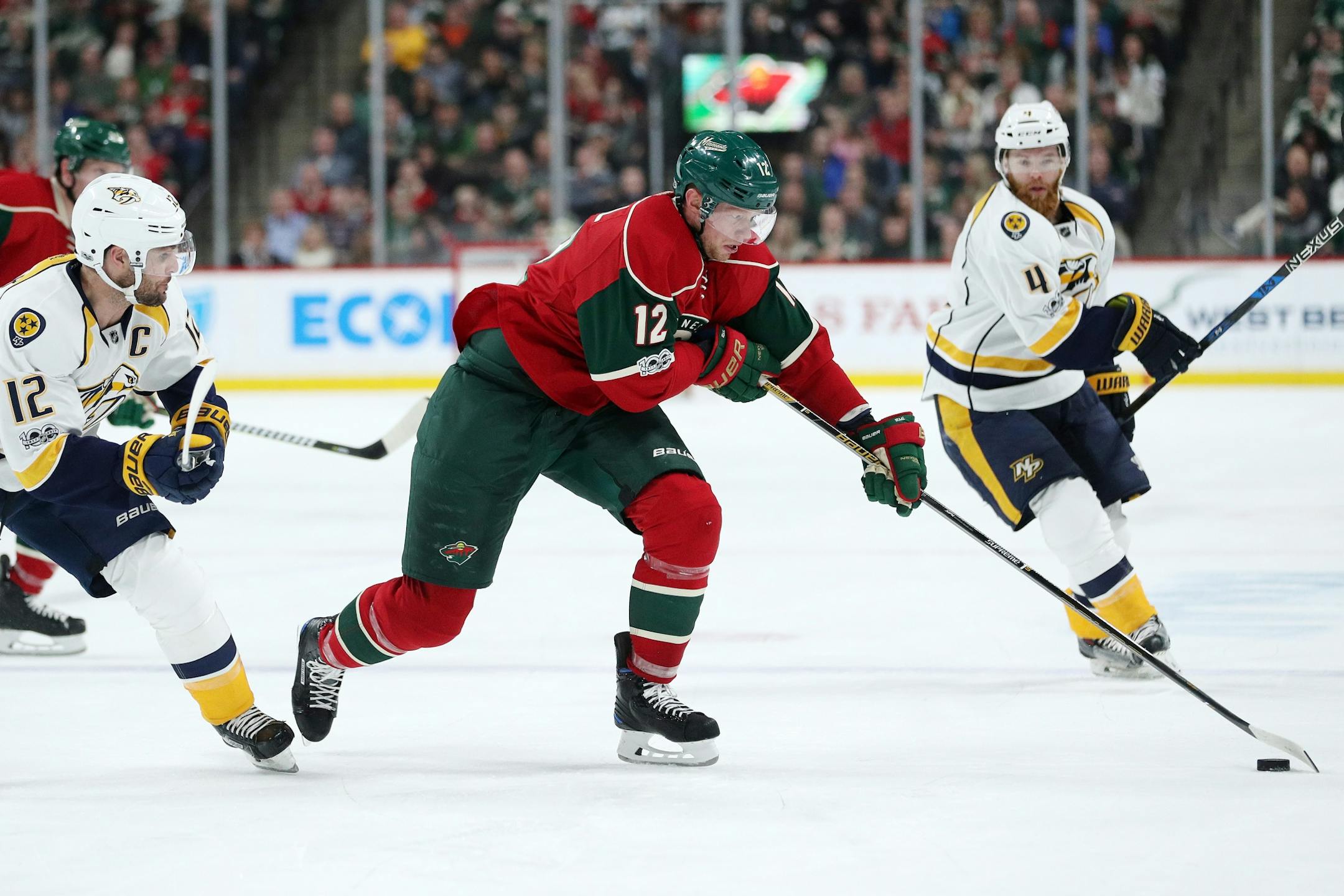 Minnesota Wild center Eric Staal (12)