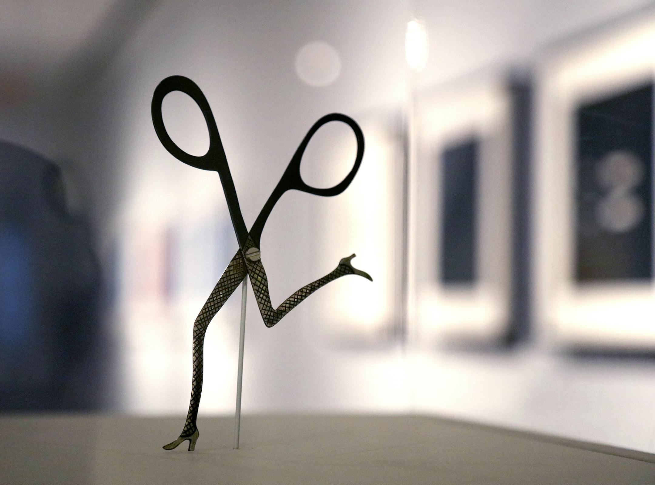 "Rennende Schere (Running Scissors)," by Sigmar Polke.