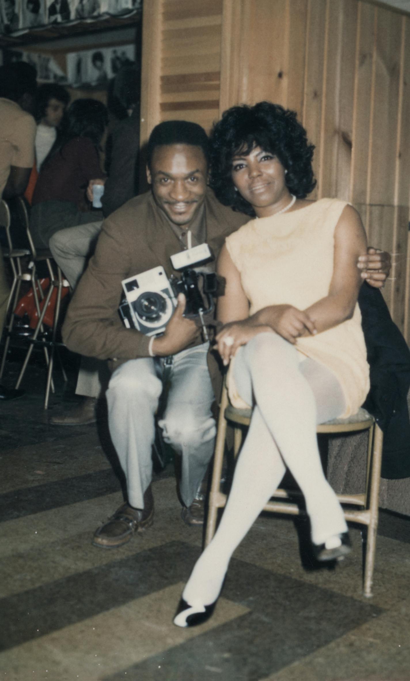 Charles Chamblis with Erma Franklin at Dick's Jet-a-Way Club in Minneapolis, 1967